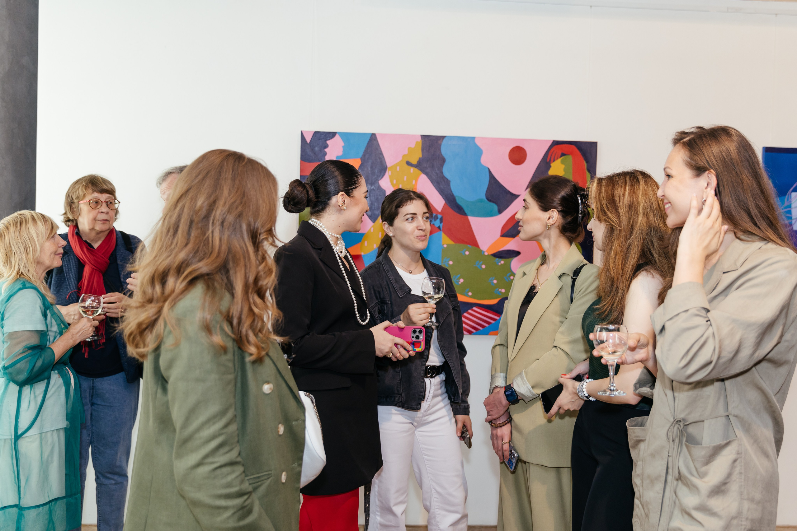 Выставка Лиры Алборовой «Цвет — это я». Свадебный и репортажный фотограф в Санкт-Петербурге Николай Голованов