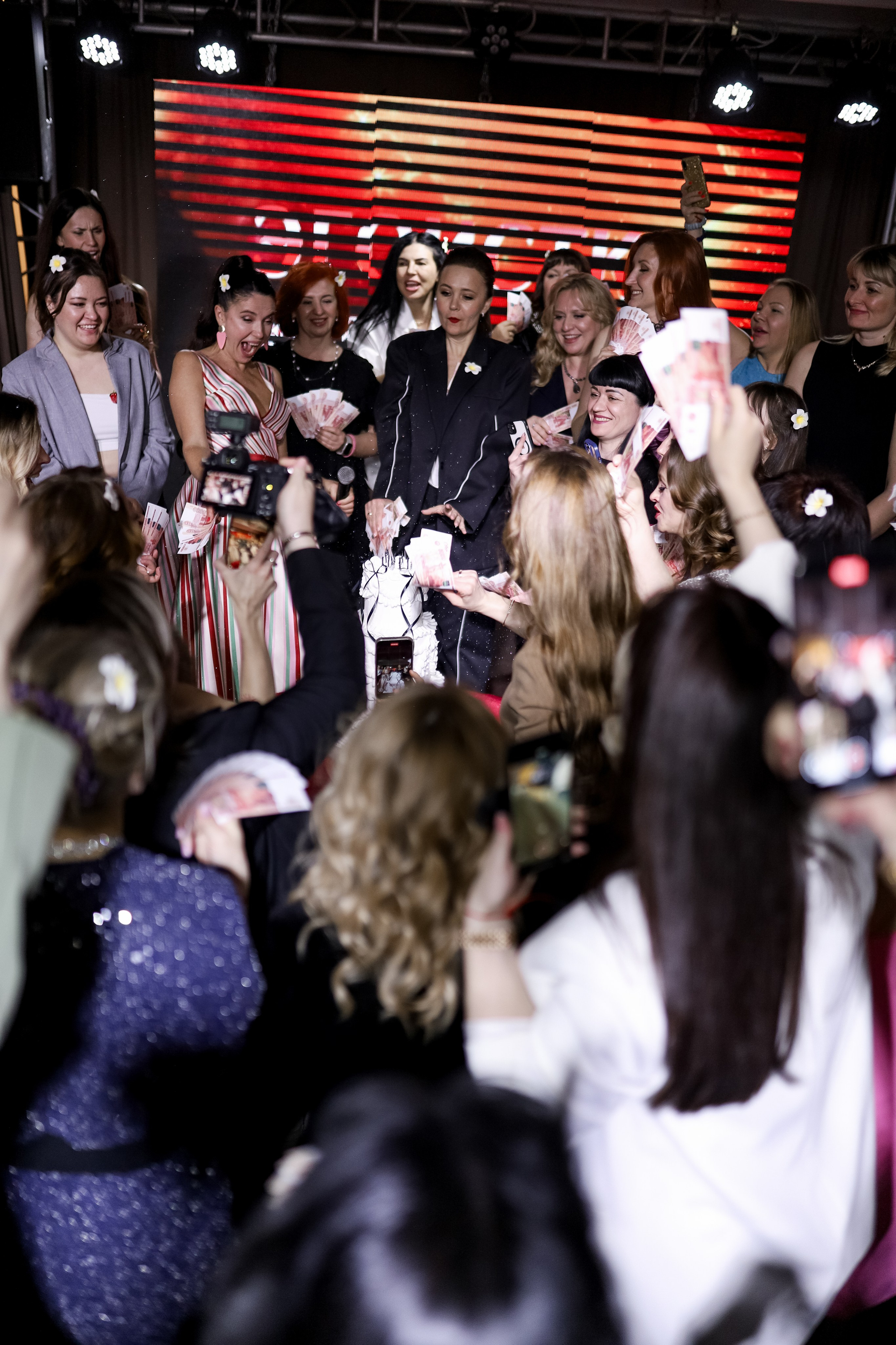 Роскошный вечер Наталии Карамянц