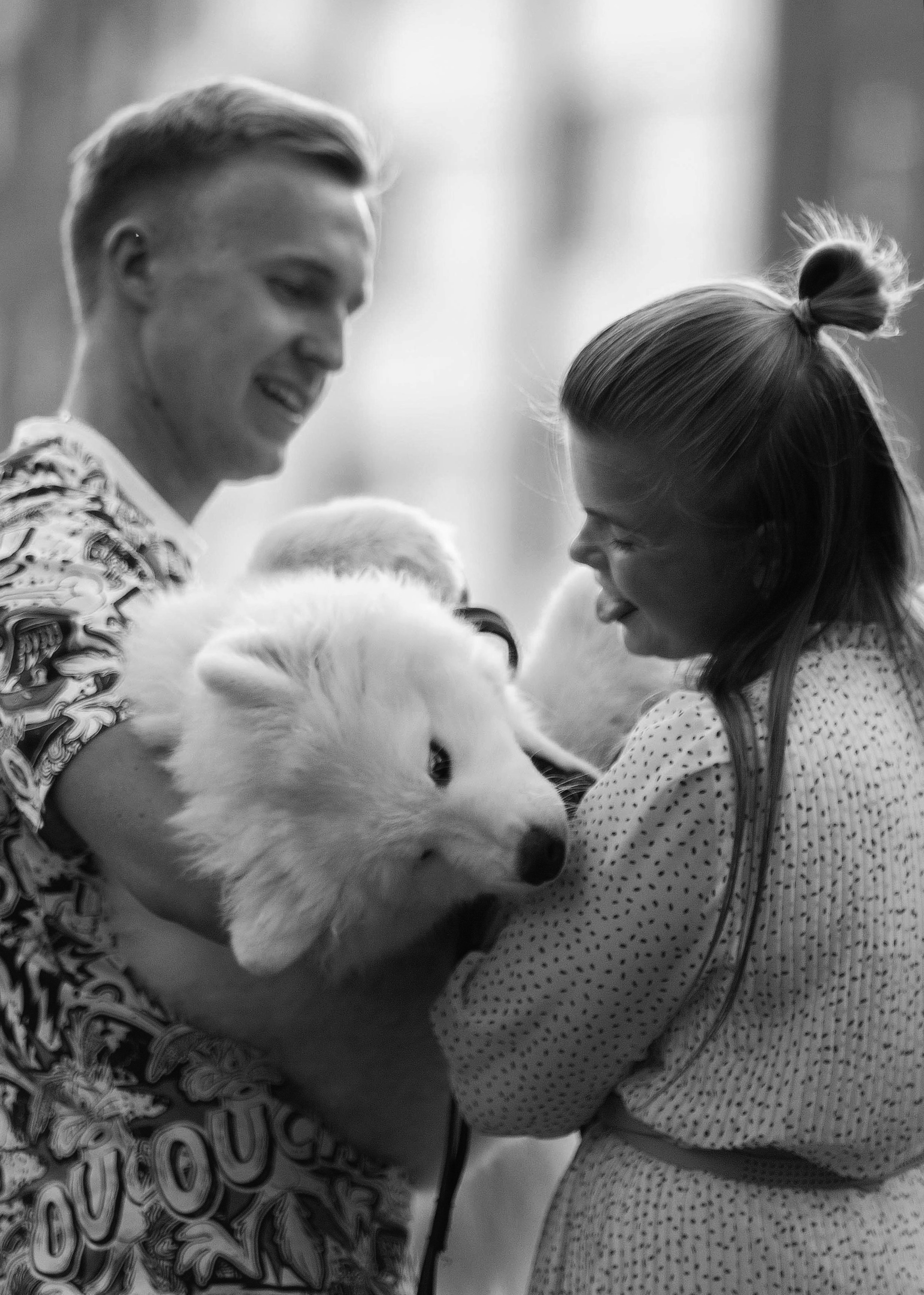 Анастасия, Евгений и самоед Ройс. Https://moshkovaphoto.ru/