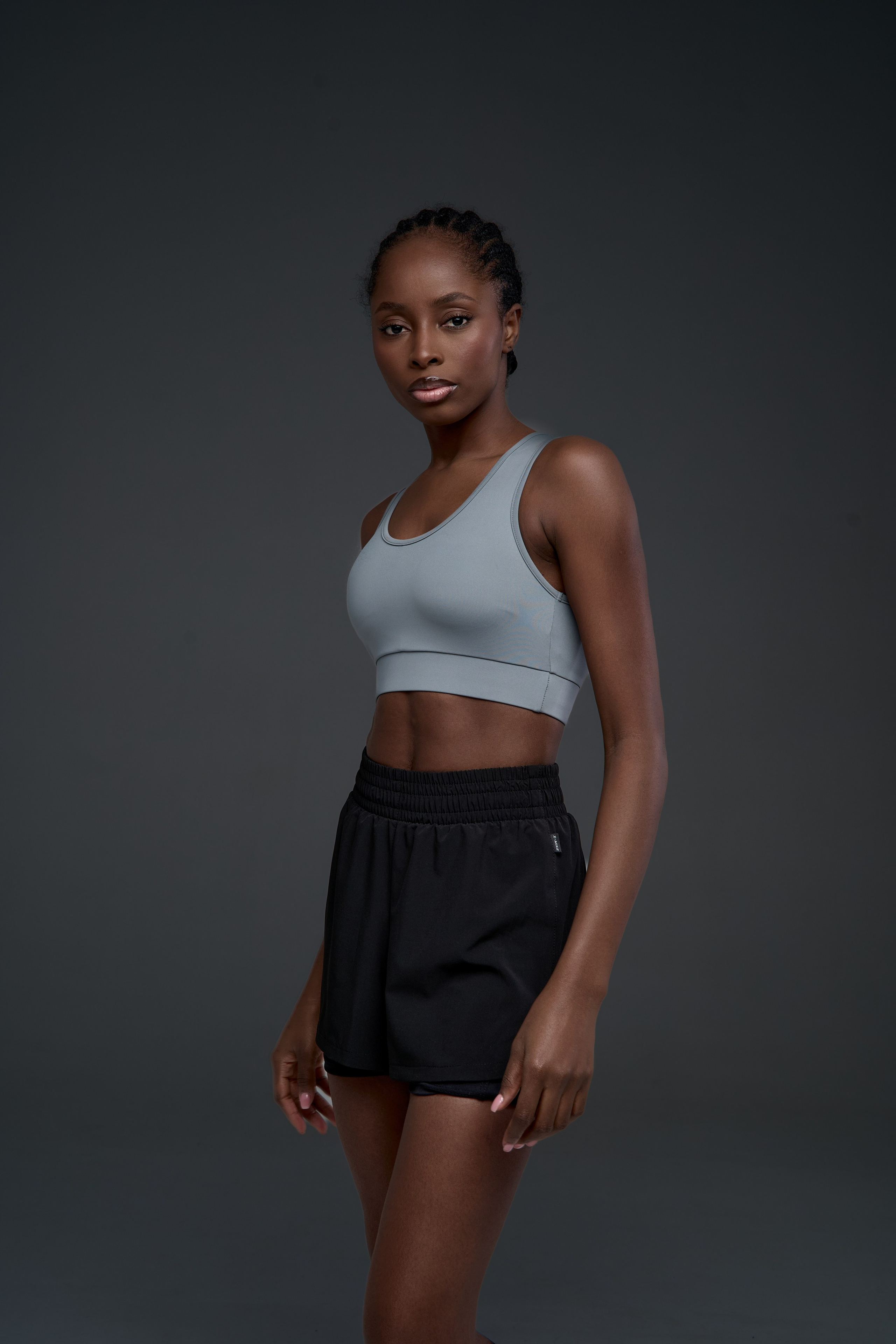 Спортивные футболки. Фотограф для маркетплейсов в Москве