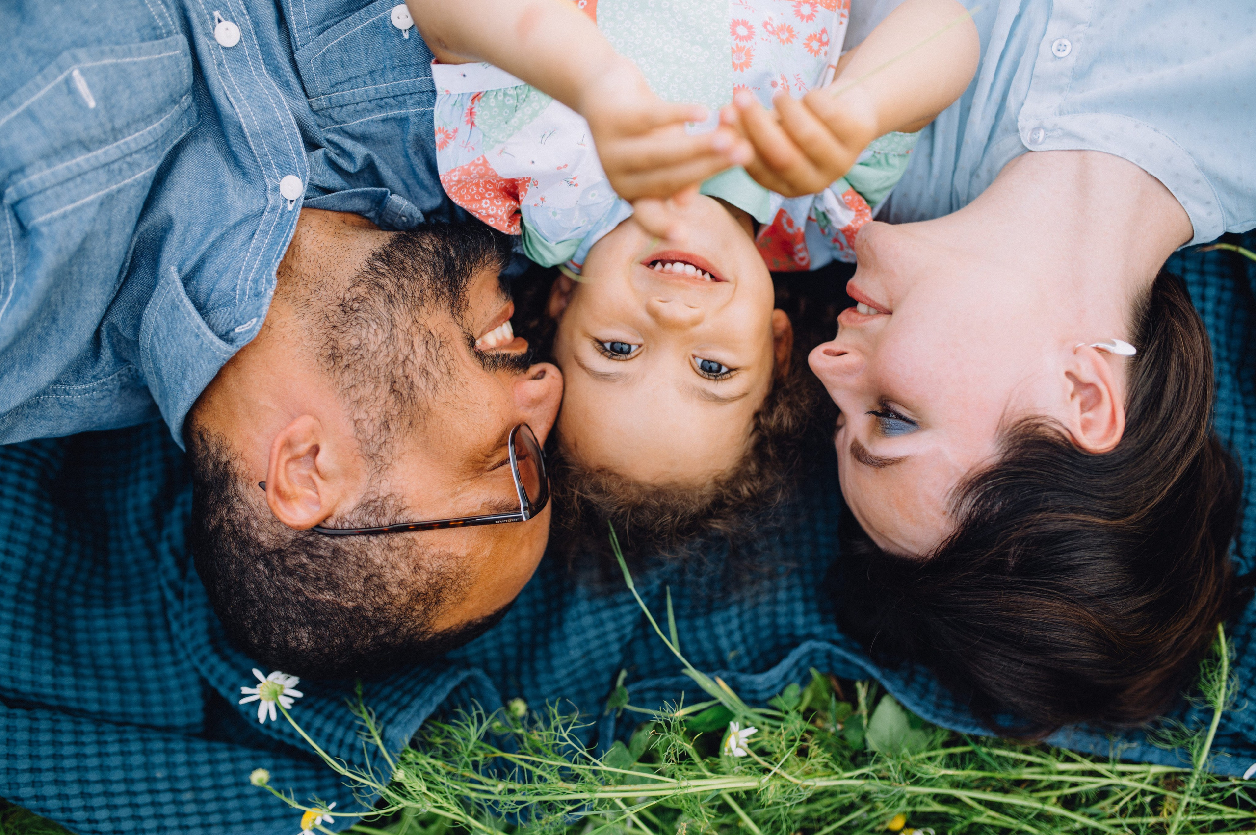 Семейная фотосессия на природе. Профессиональный фотограф Алексей Васенцев. Минск, СПБ, Москва