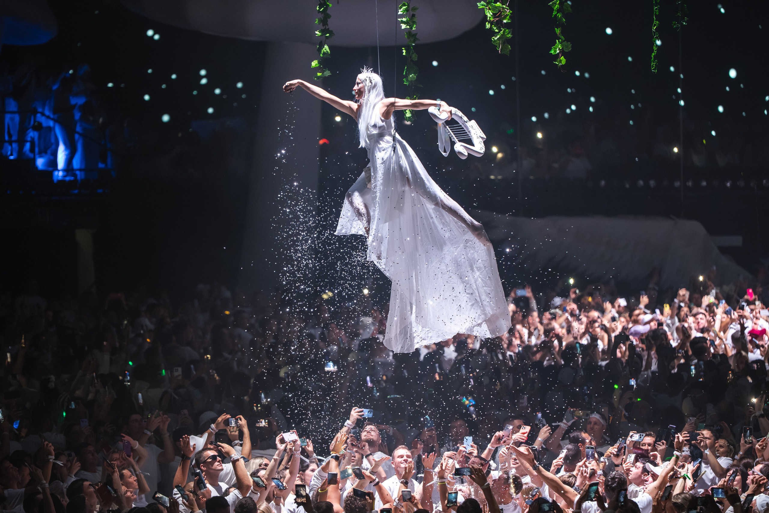 БЕЛАЯ 2025. Святослав Буньков | фотограф