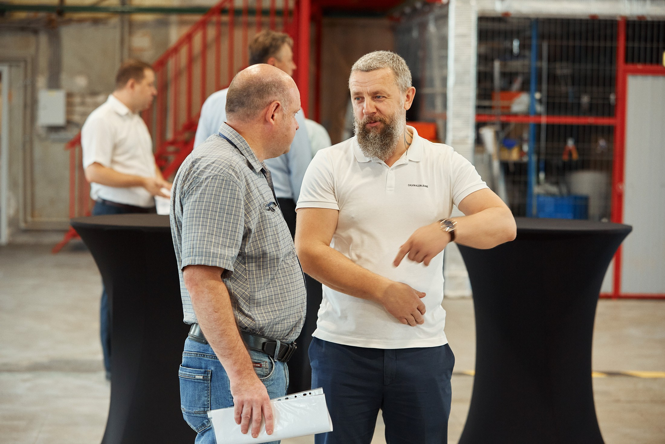 EMG / Международный форум / Презентация нового высокоточного станка. Антон Артюшин, портретный фотограф. Москва