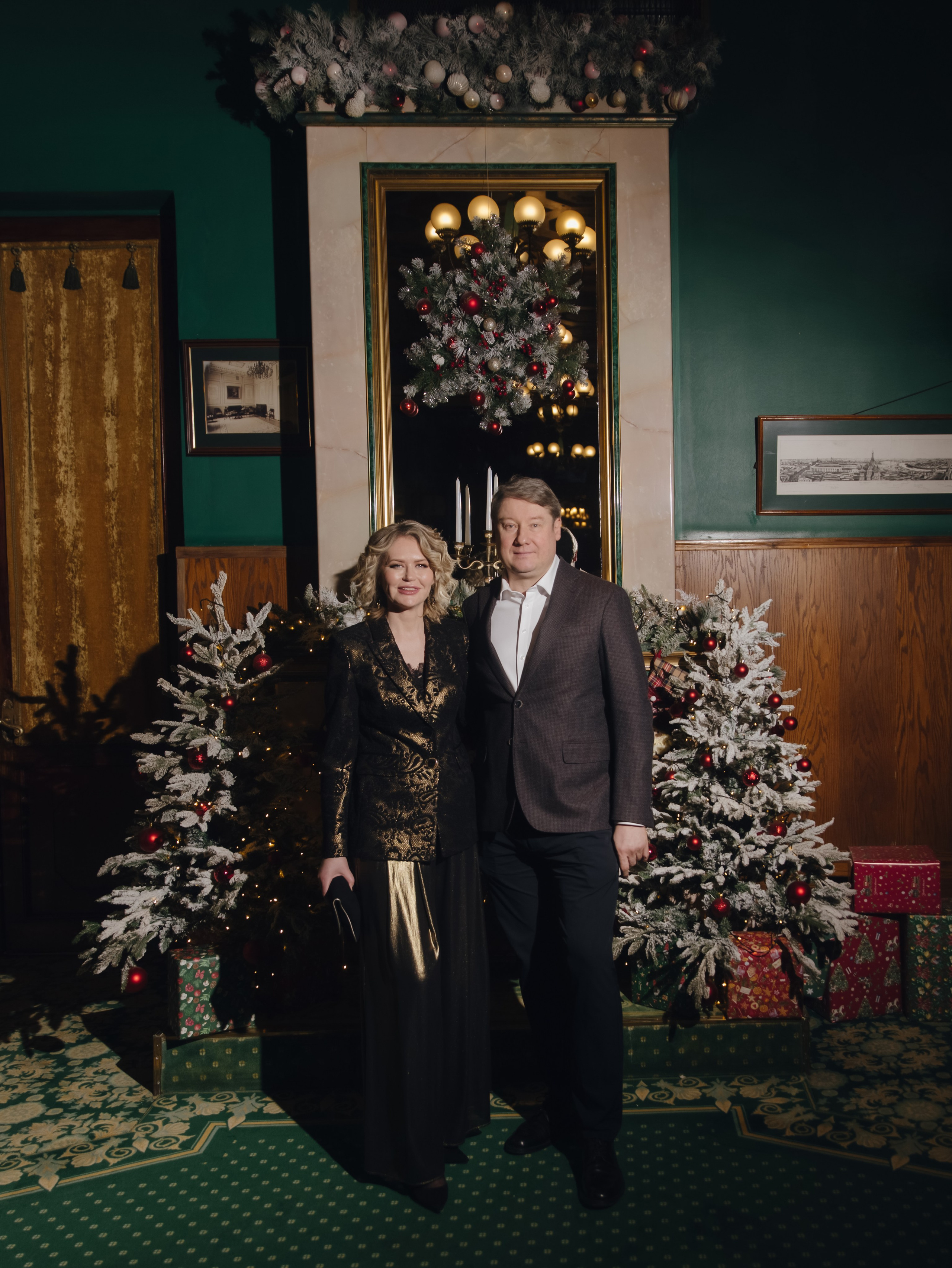 Med Partners. Destination wedding photographer Mary Korenchuk