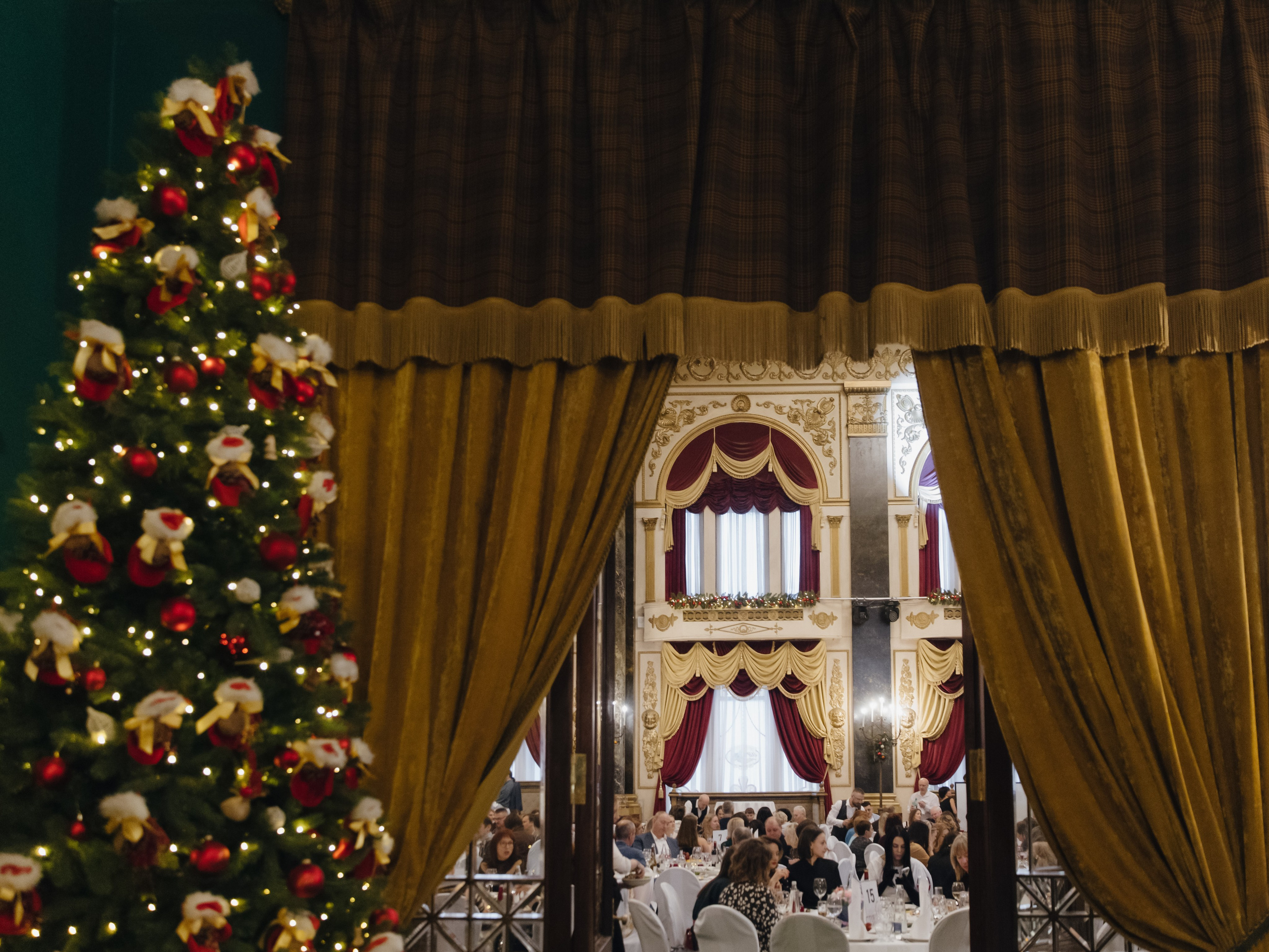 Med Partners. Destination wedding photographer Mary Korenchuk