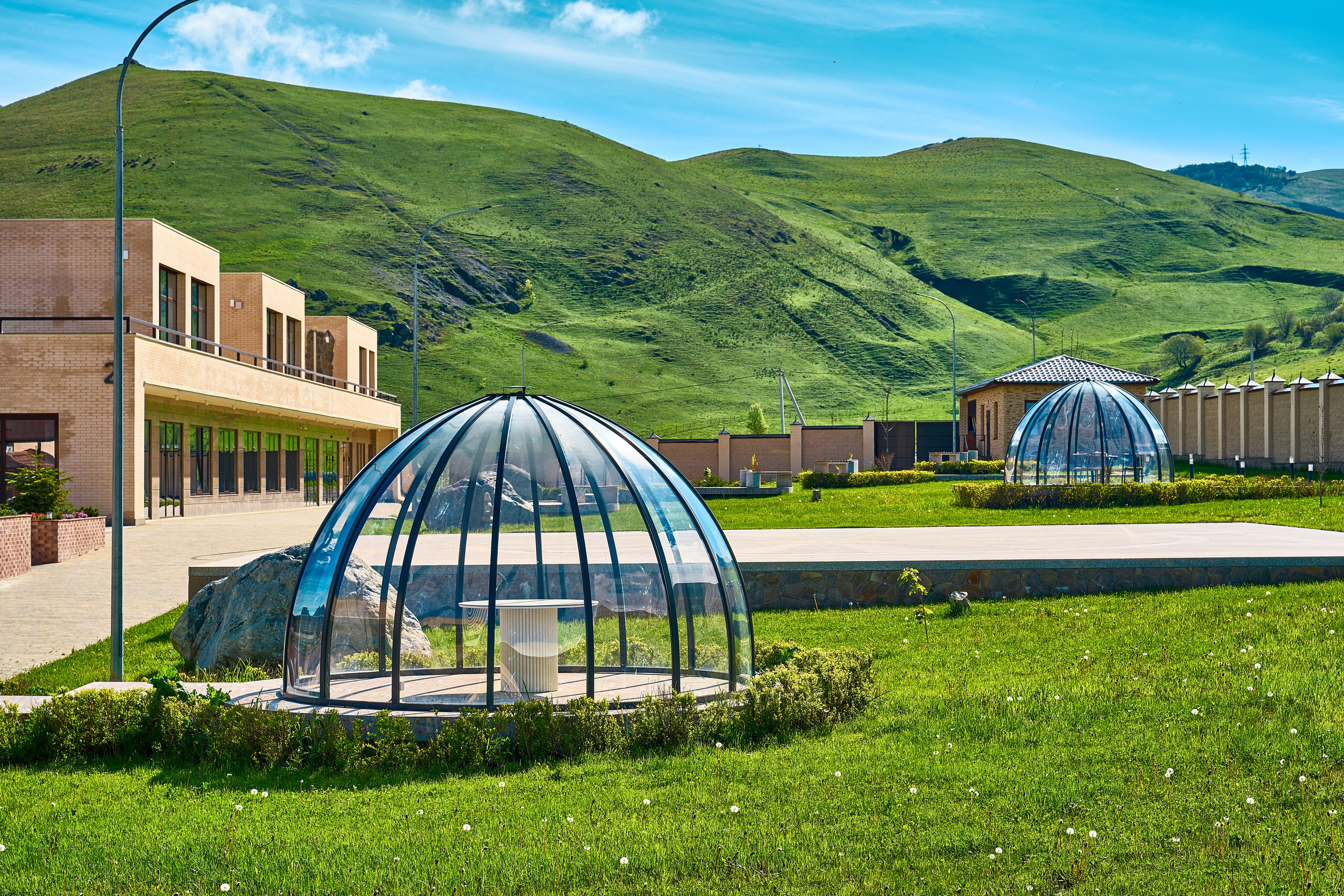 Cosmos La Vallee. Рекламный фотограф, видеограф, арт-директор в Санкт-Петербурге — Олег Хохрин