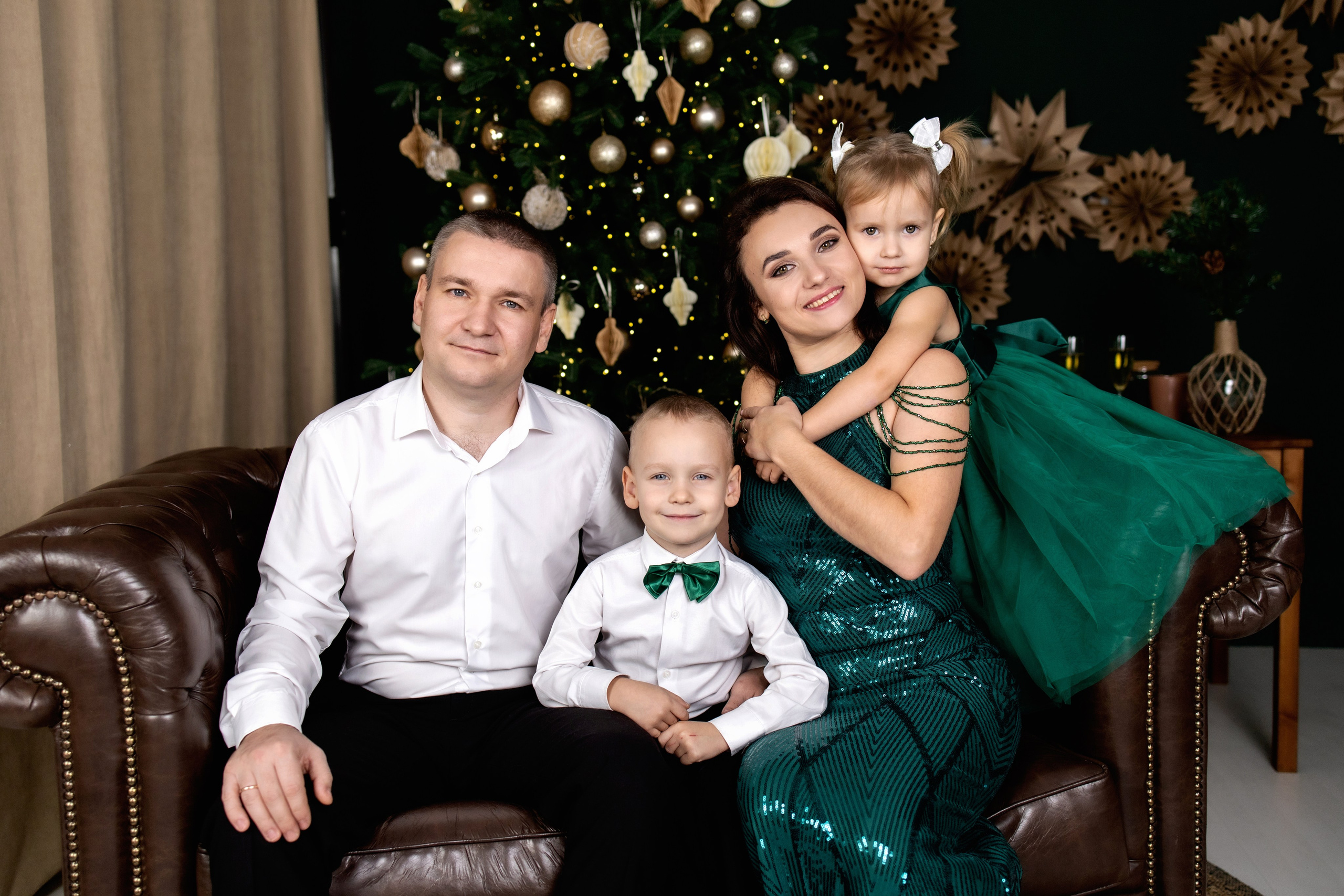 Виталина и семья. Фотограф Надежда Лукьянова