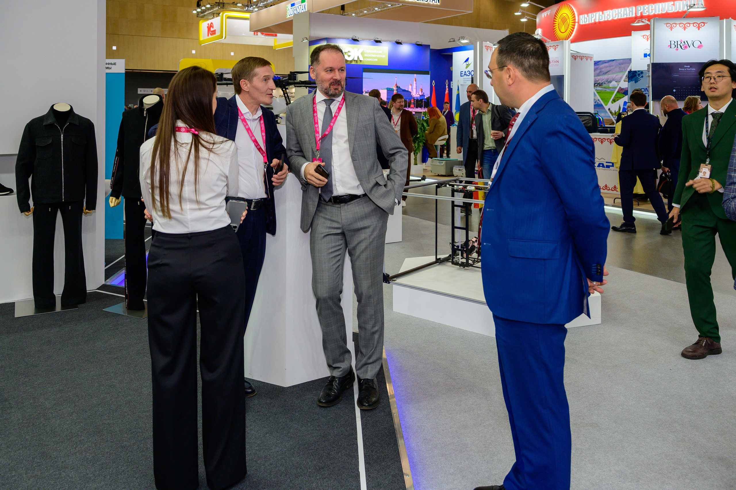 BigindustrialweekBelarus. Фотоуслуги, услуги фотографа, фотографирование важных событий