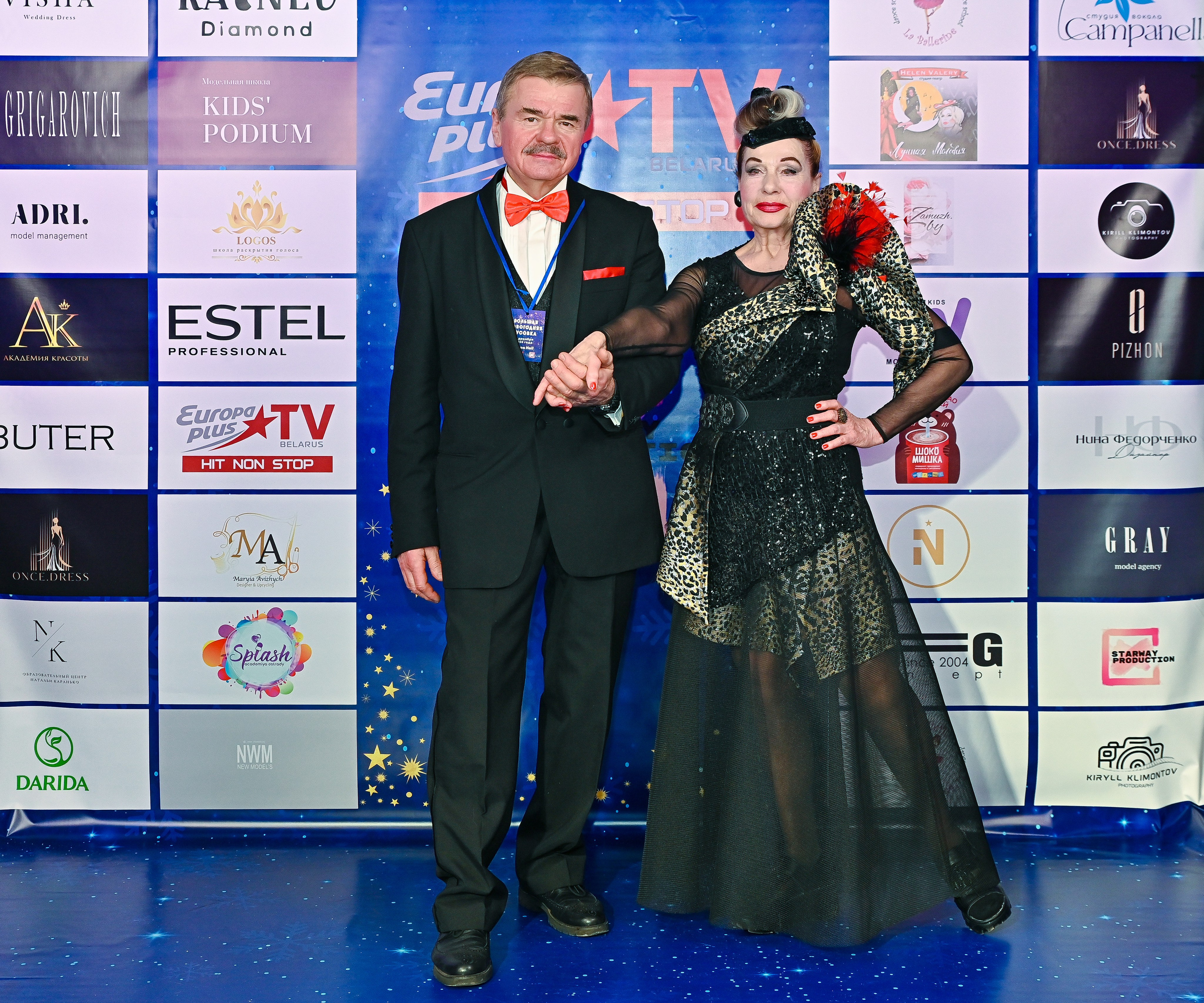 Большая новогодняя тусовка. Фотоуслуги, услуги фотографа, фотографирование важных событий