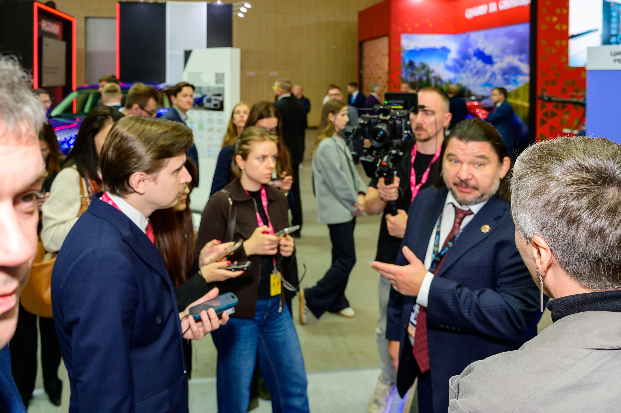 BigindustrialweekBelarus. Фотоуслуги, услуги фотографа, фотографирование важных событий