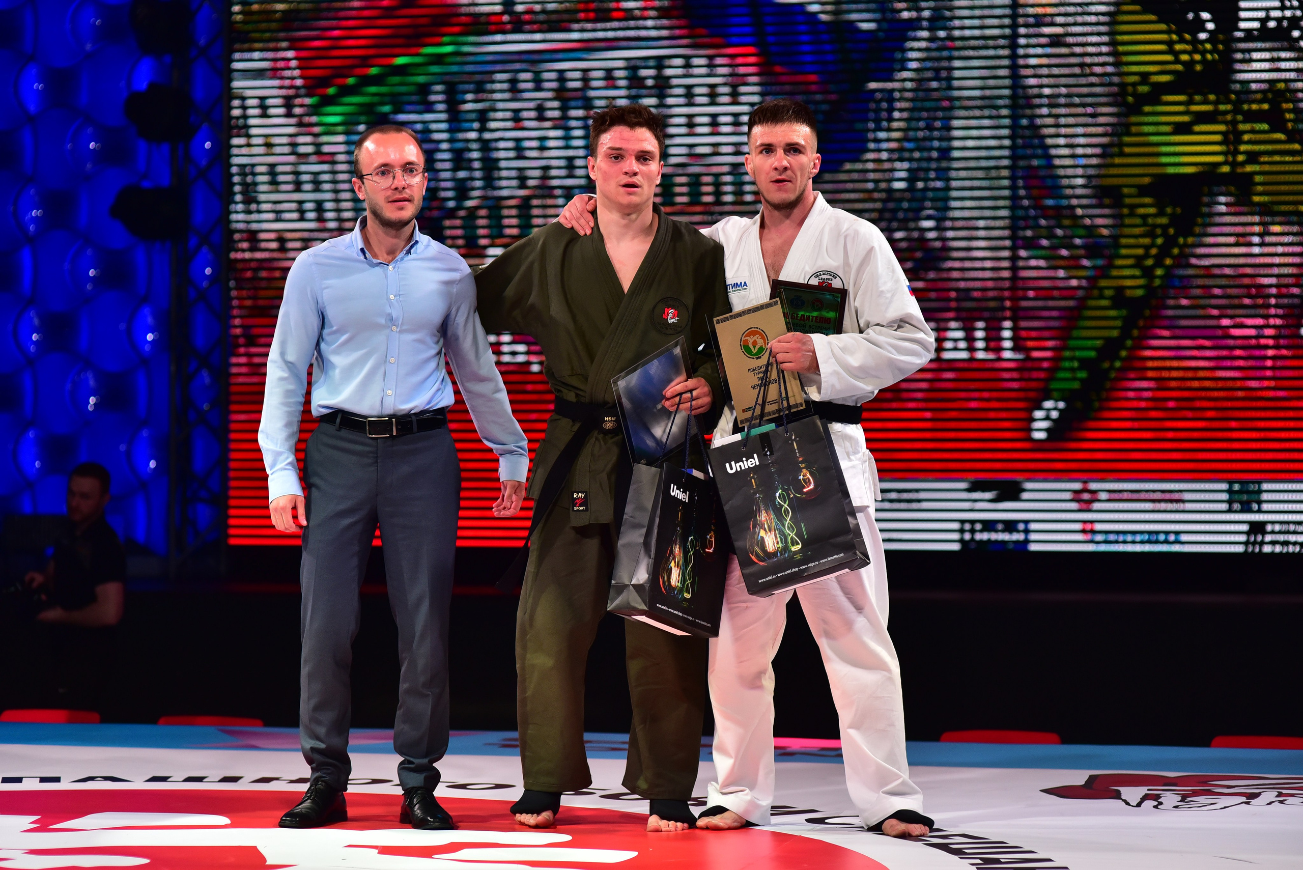 Фото спортивных мероприятий и награждений спортсменов. Фотоуслуги, услуги фотографа, фотографирование важных событий