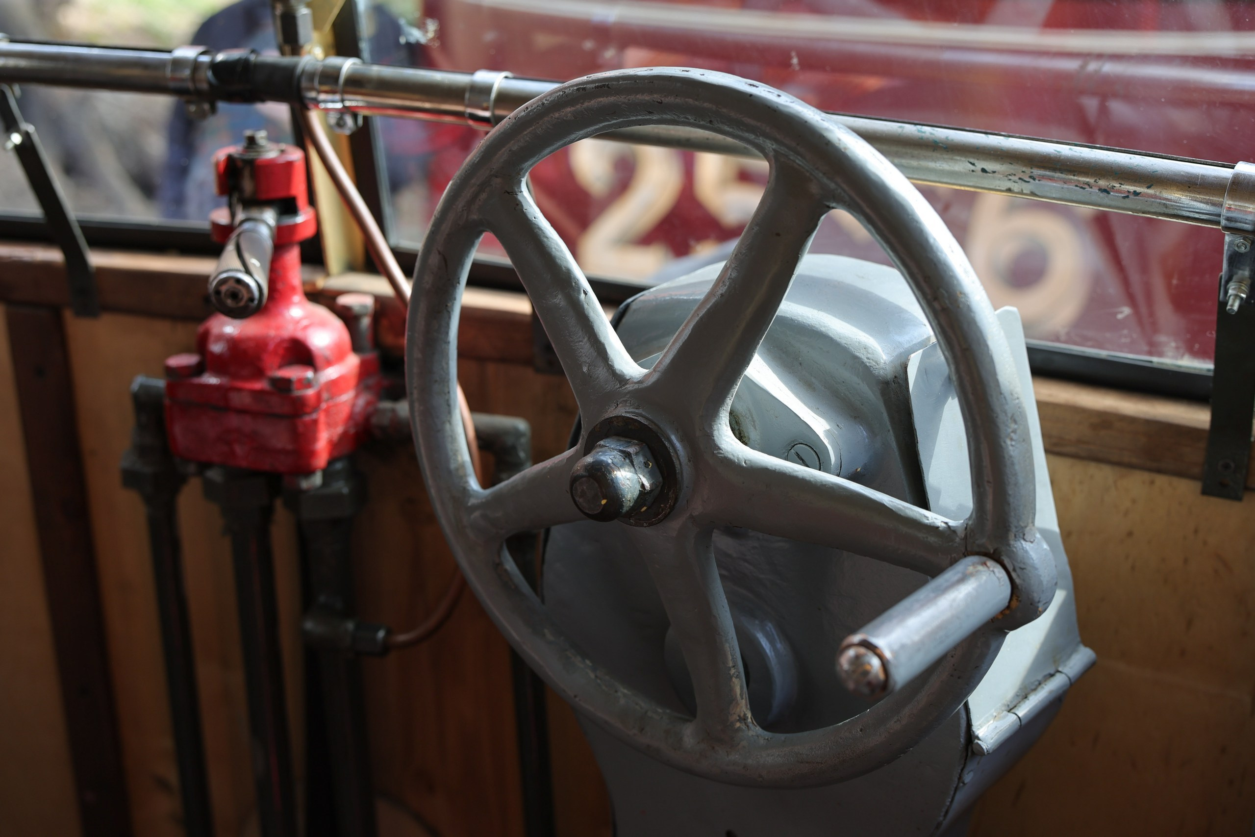 Парад трамваев. Репортажный, архитектурный, театральный и файн-арт фотограф Лена Мельникова в Москве