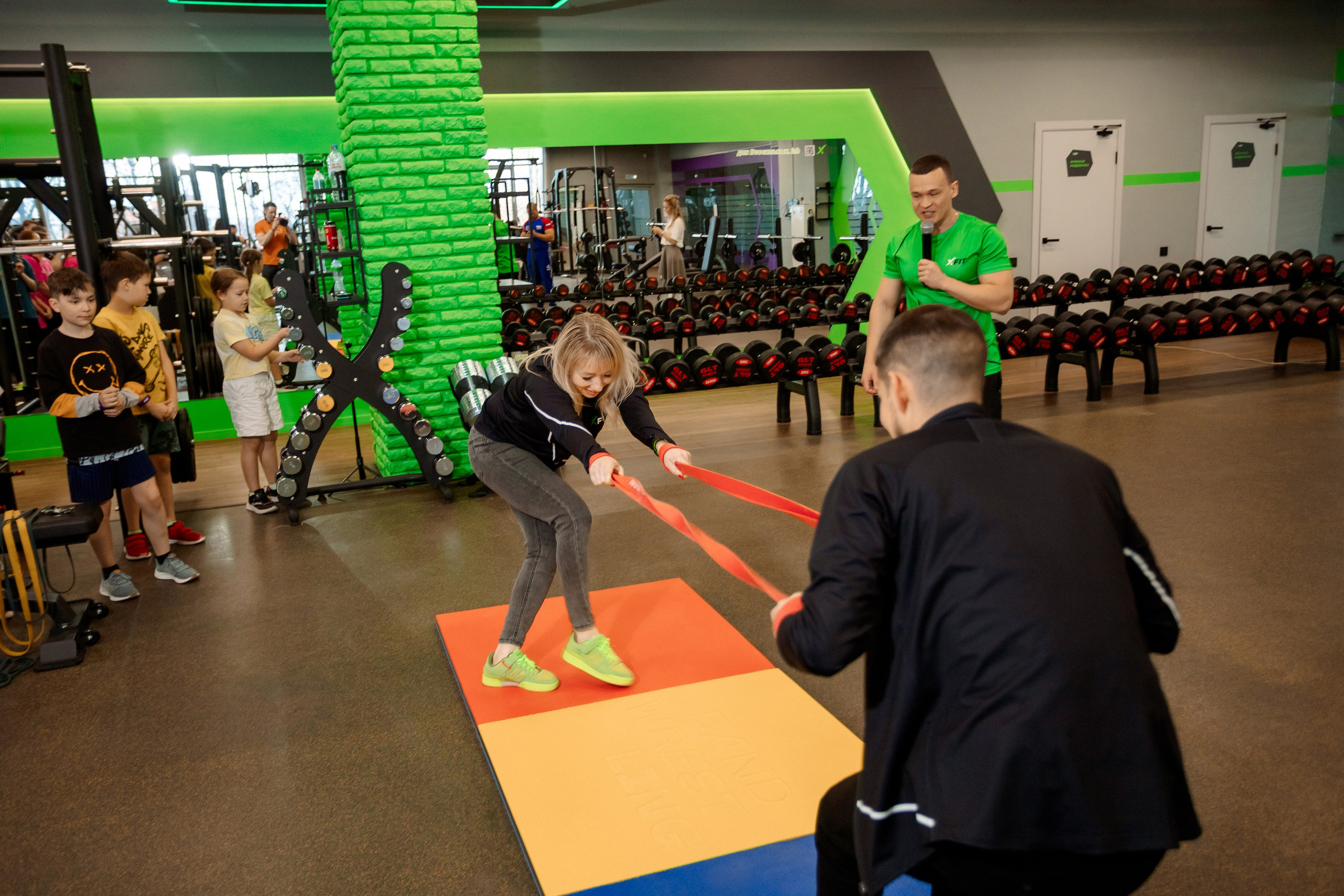 РЕПОРТАЖ: ФИТНЕСС-КЛУБ X-FIT. Профессиональный фотограф в Ижевске Леша Петров