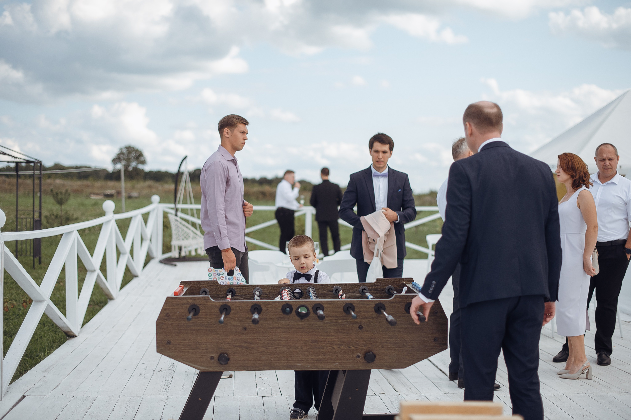 Семейный и дружелюбный свадебный день Людмилы и Сергея. Свадебный фотограф в Ярославле Денис Медоваров