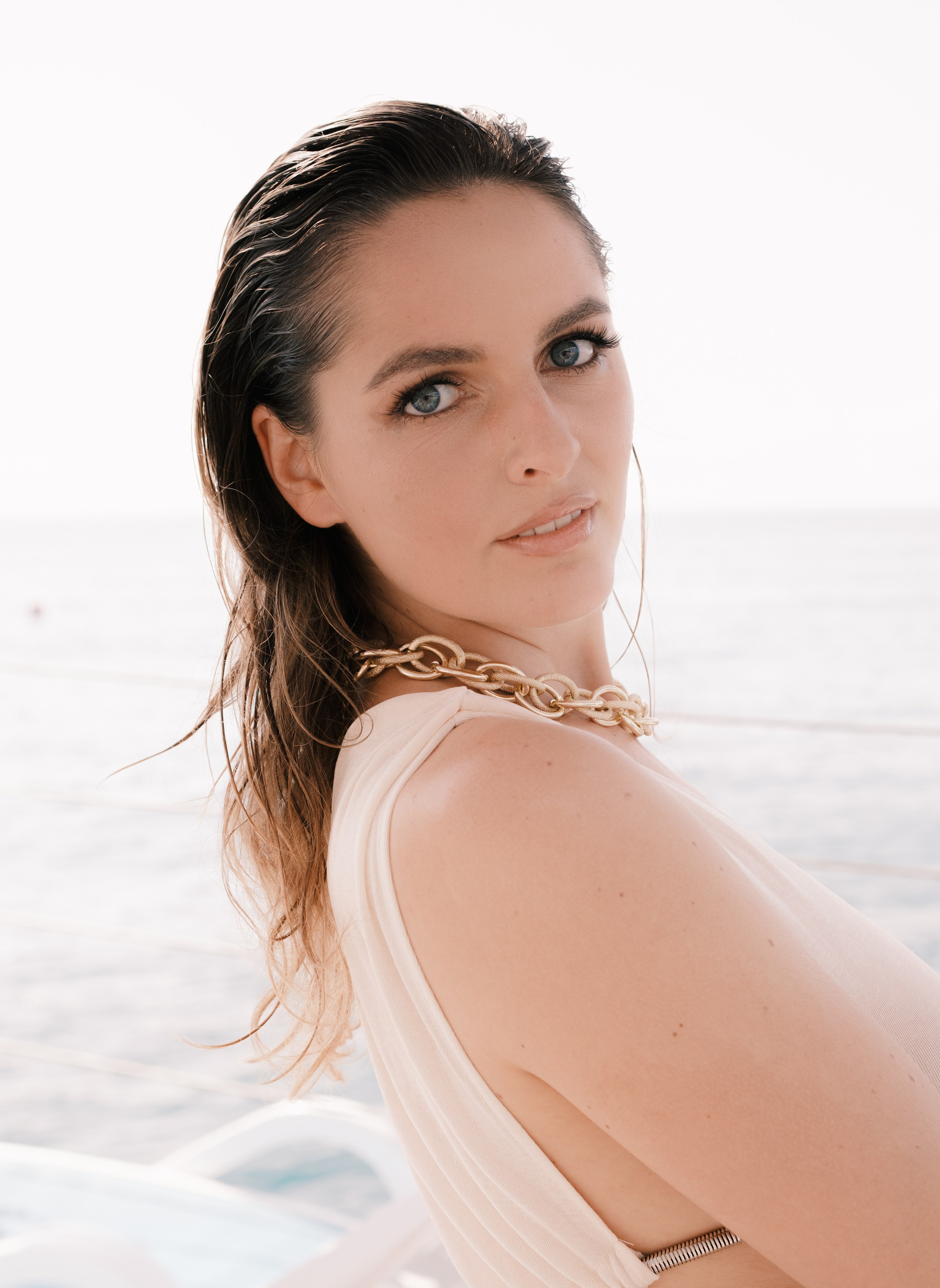 Lea Moji — съёмка для музыкального лейбла. Фотограф, видеограф в Санкт-Петербурге