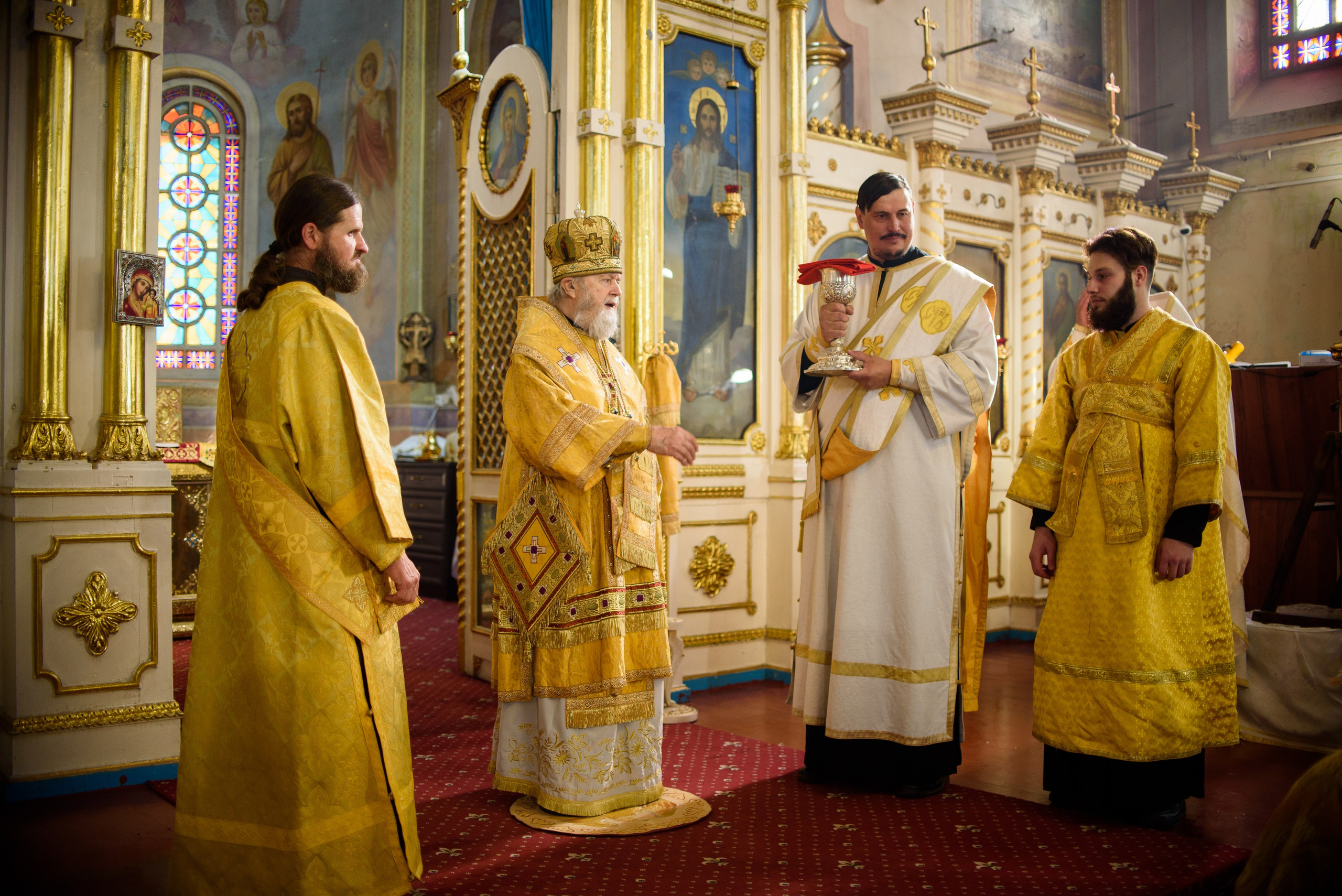 Воскресная литургия 29.10.2023. Семейный и свадебный фотограф в Феодосии и Коктебеле