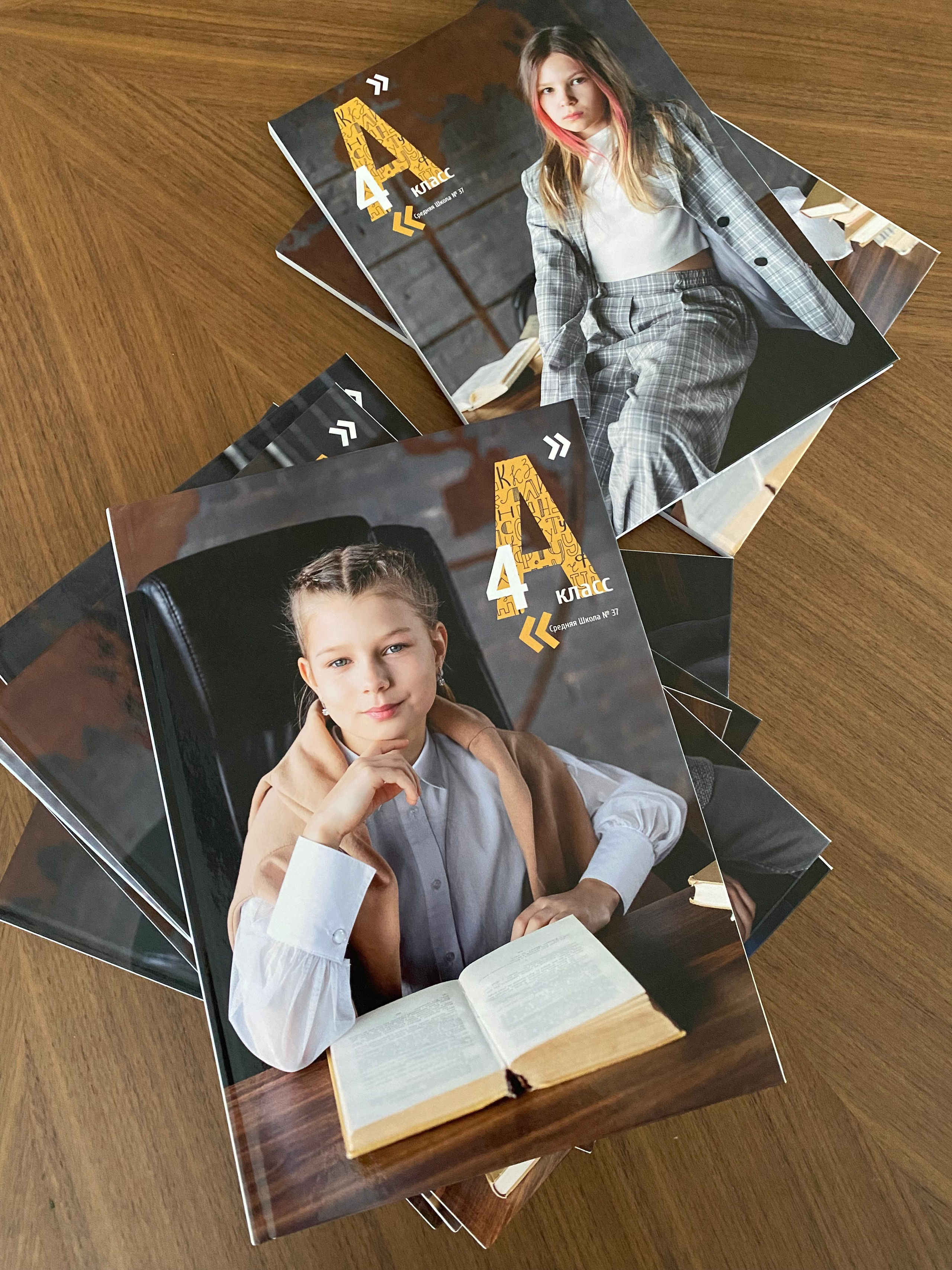 Обложки с портретом. Ирина Коновалова школьный фотограф. Выпускные альбомы Ярославль