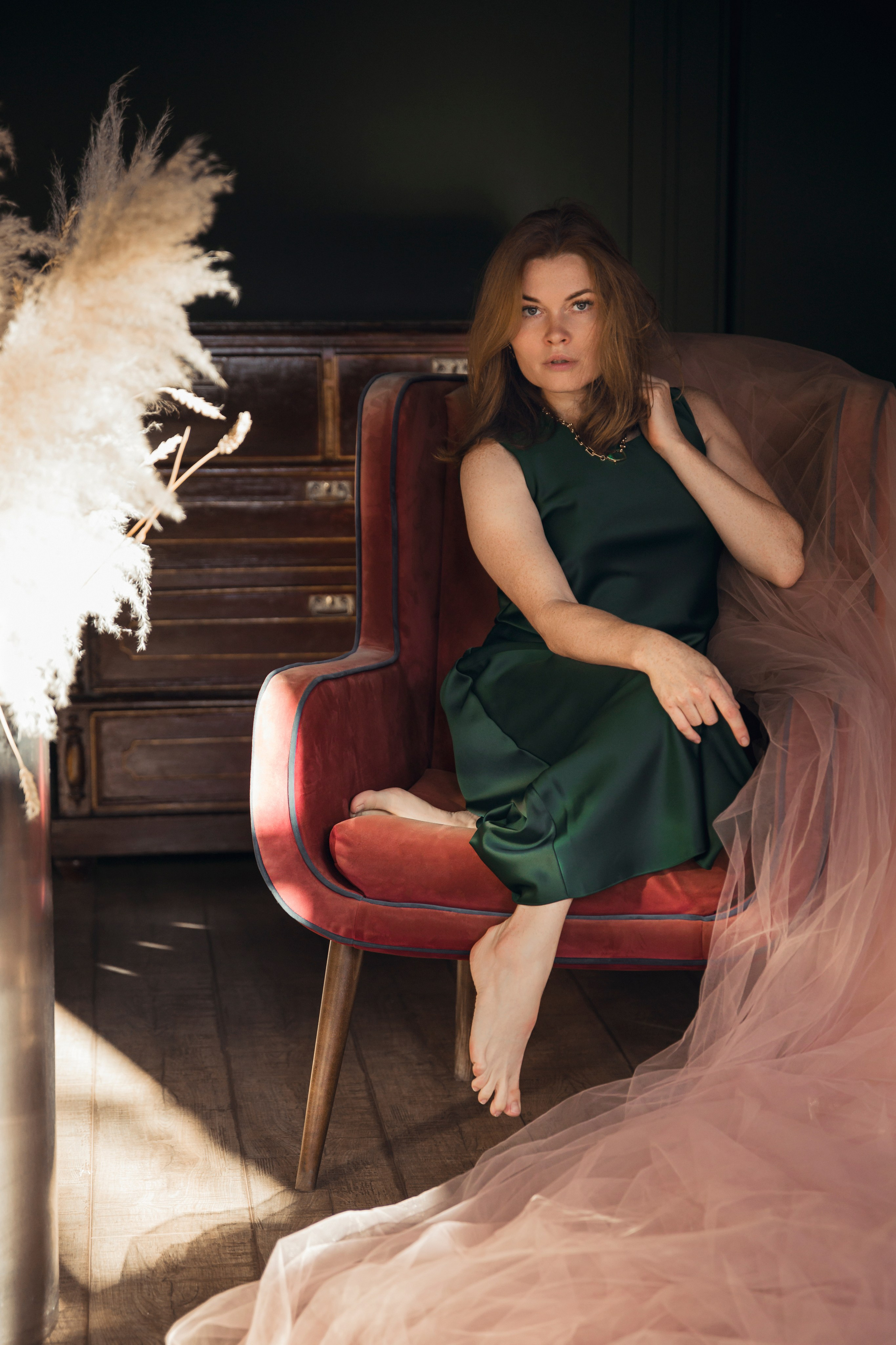 Инна Самарина_контент в темной студии. Фотограф Воронеж, Новая Усмань Мария Бублик