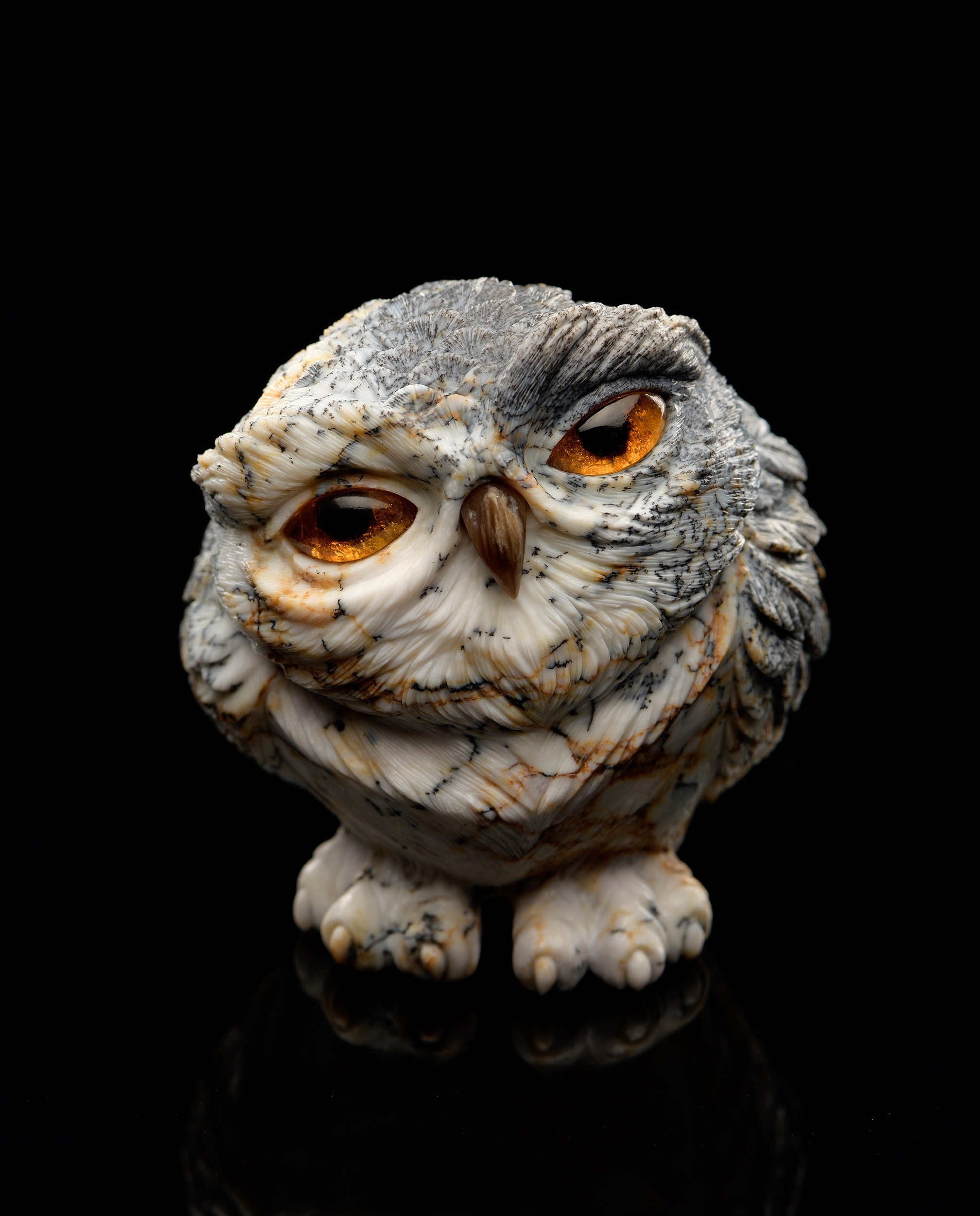 Камнерезные изделия. Предметная фотосъемка антиквариата, ювелирных украшений, камнерезных изделий, картин, предметов искусства и коллекционных предметов