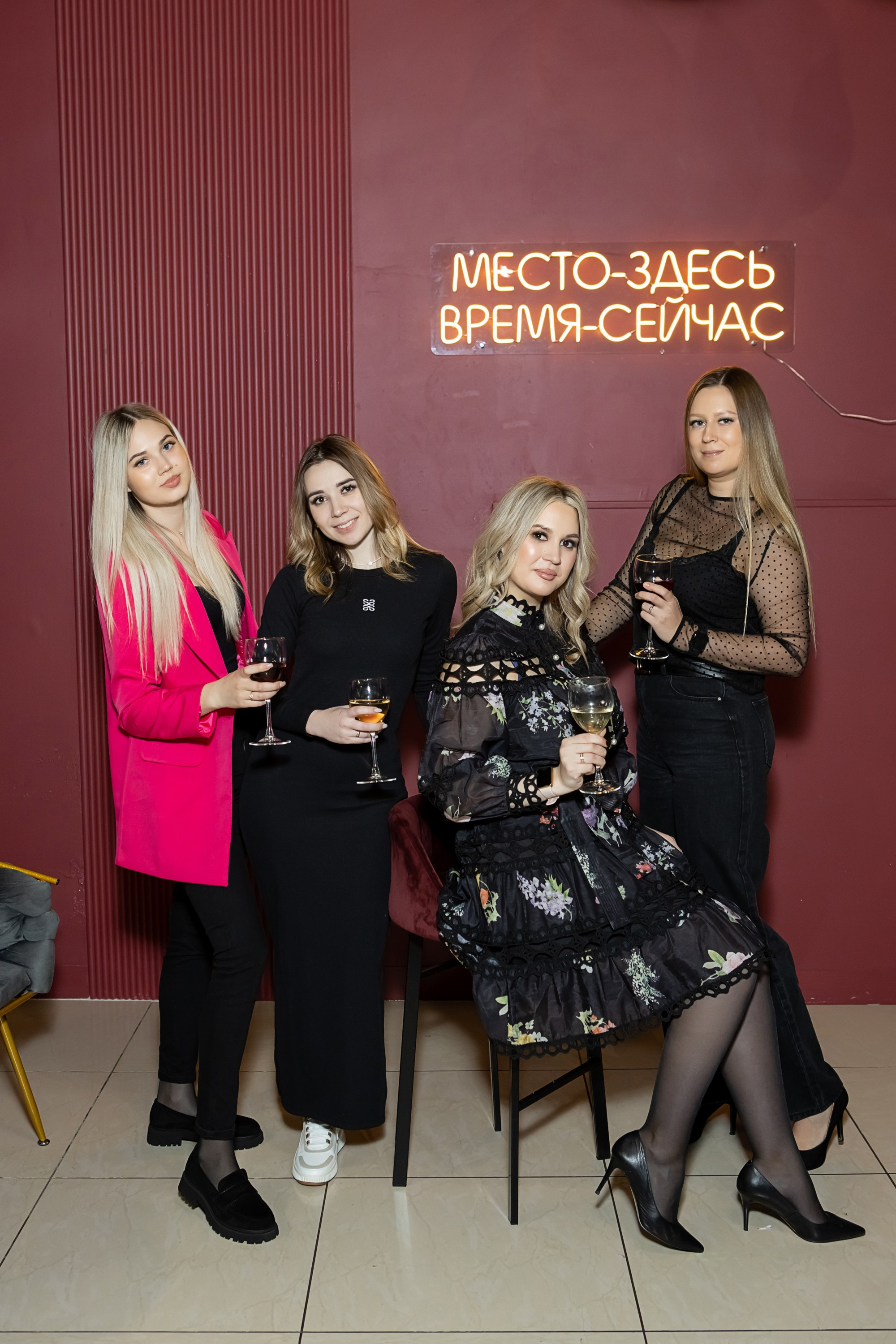 Интра Лофт. Репортажный и семейный фотограф в Новосибирске Елена Каменева