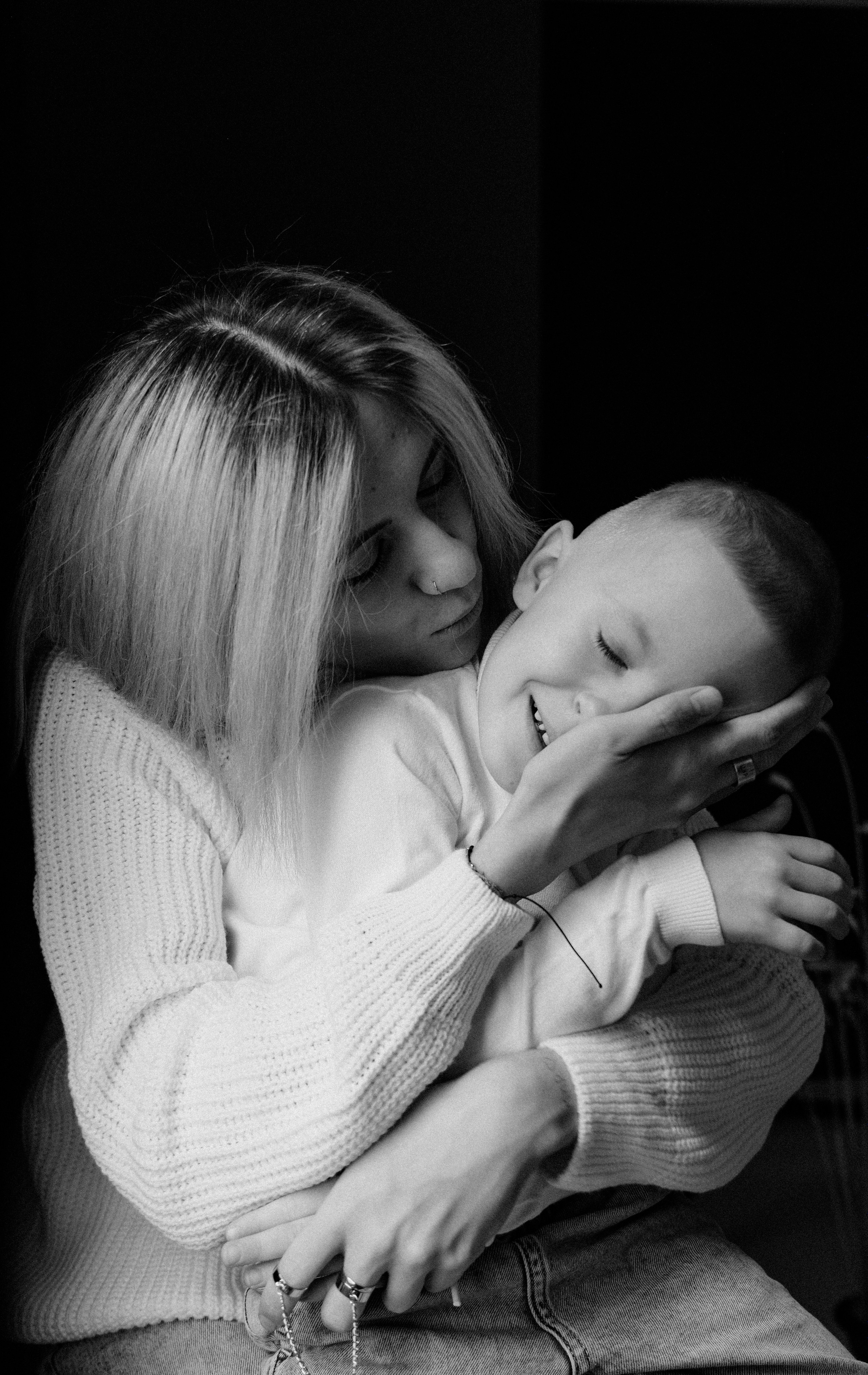 Контакты. Ньюборн и детский фотограф в Москве Шигина Марина