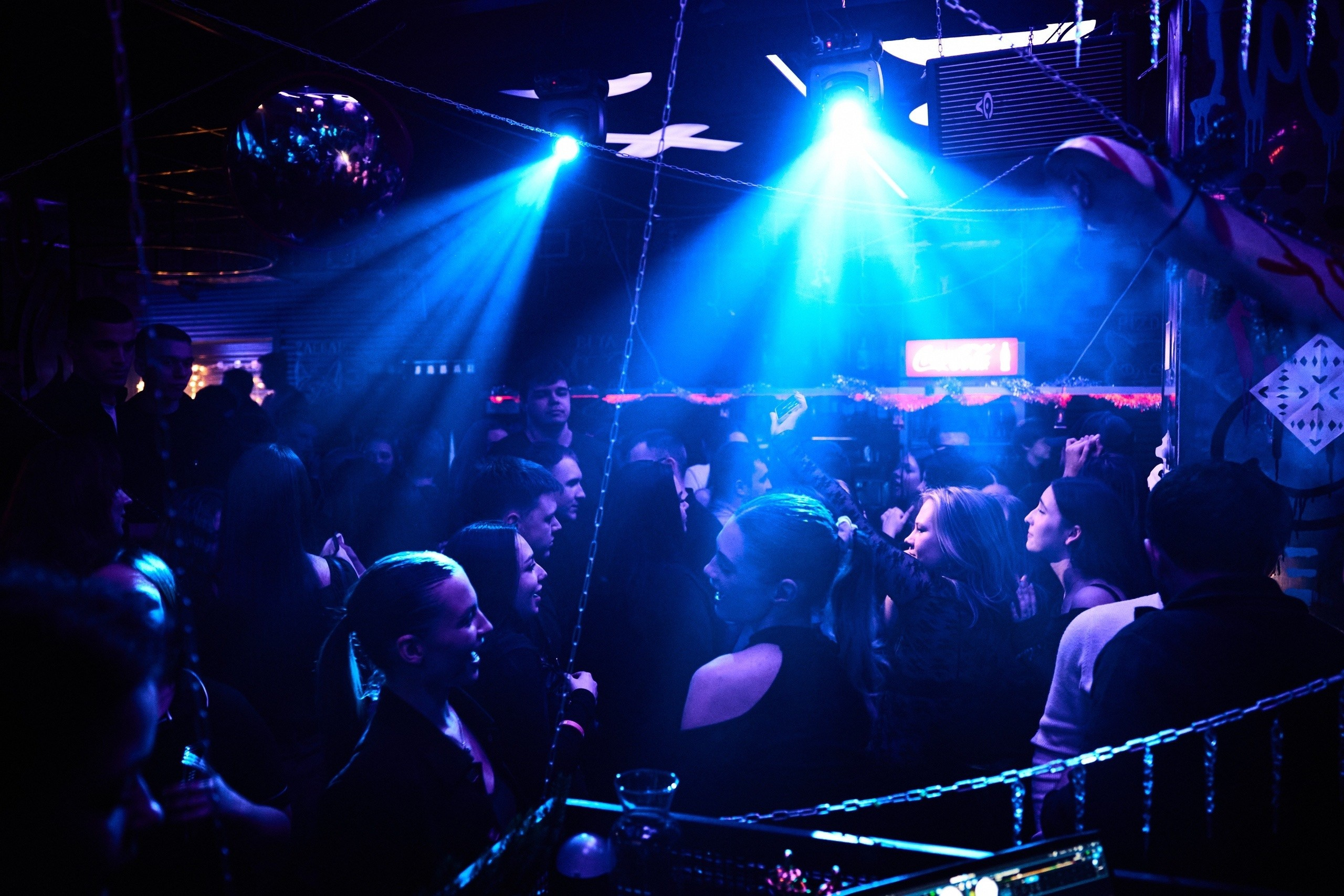 NO CAP. Фотограф Ярославль — Роман Андреев