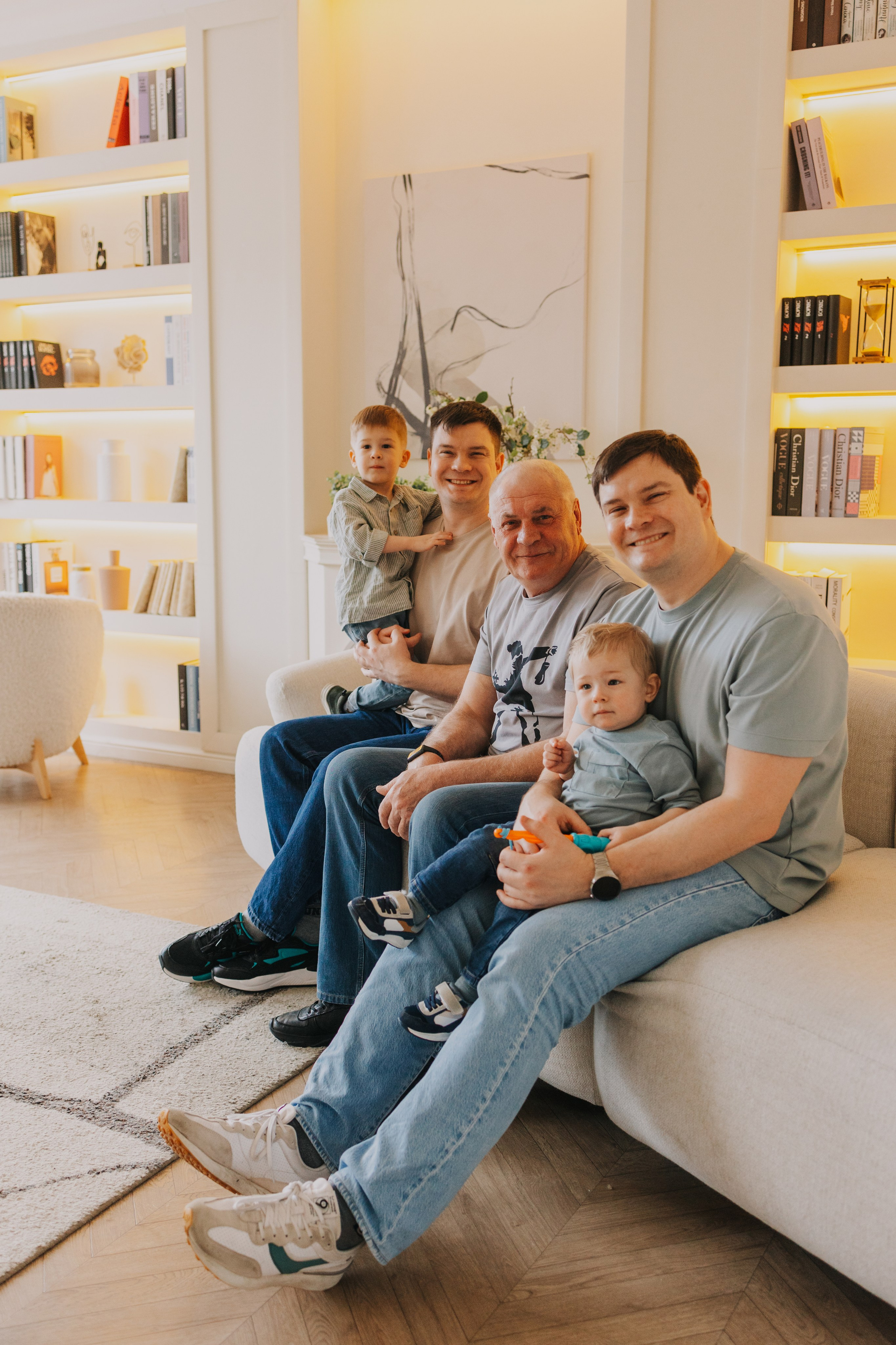 Большая семья. Домашняя фотосессия