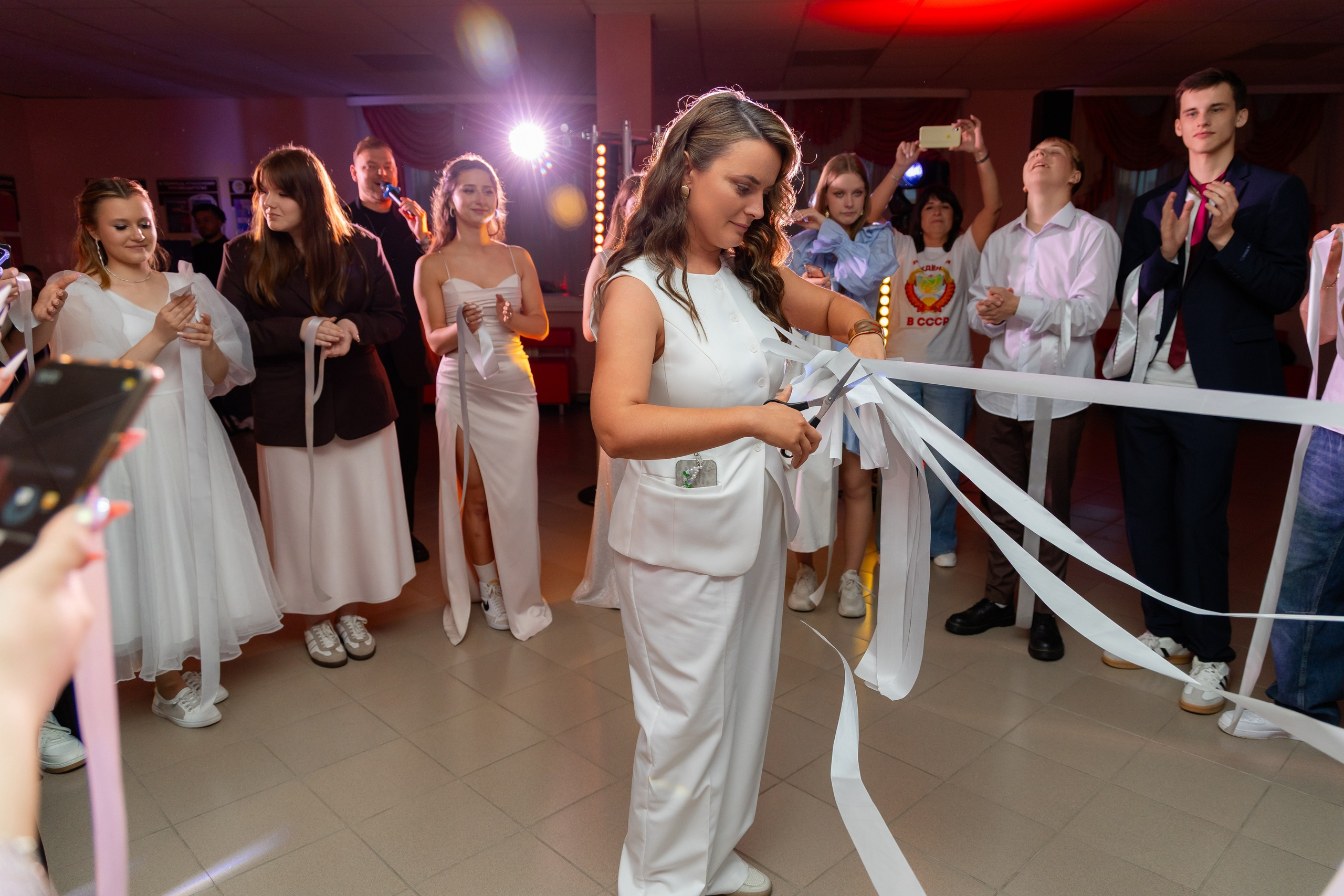 Школьный выпускной 2025 год в Минске, Беларуси. Свадебный фотограф в Минске/Беларуси Сергей Спиридонов