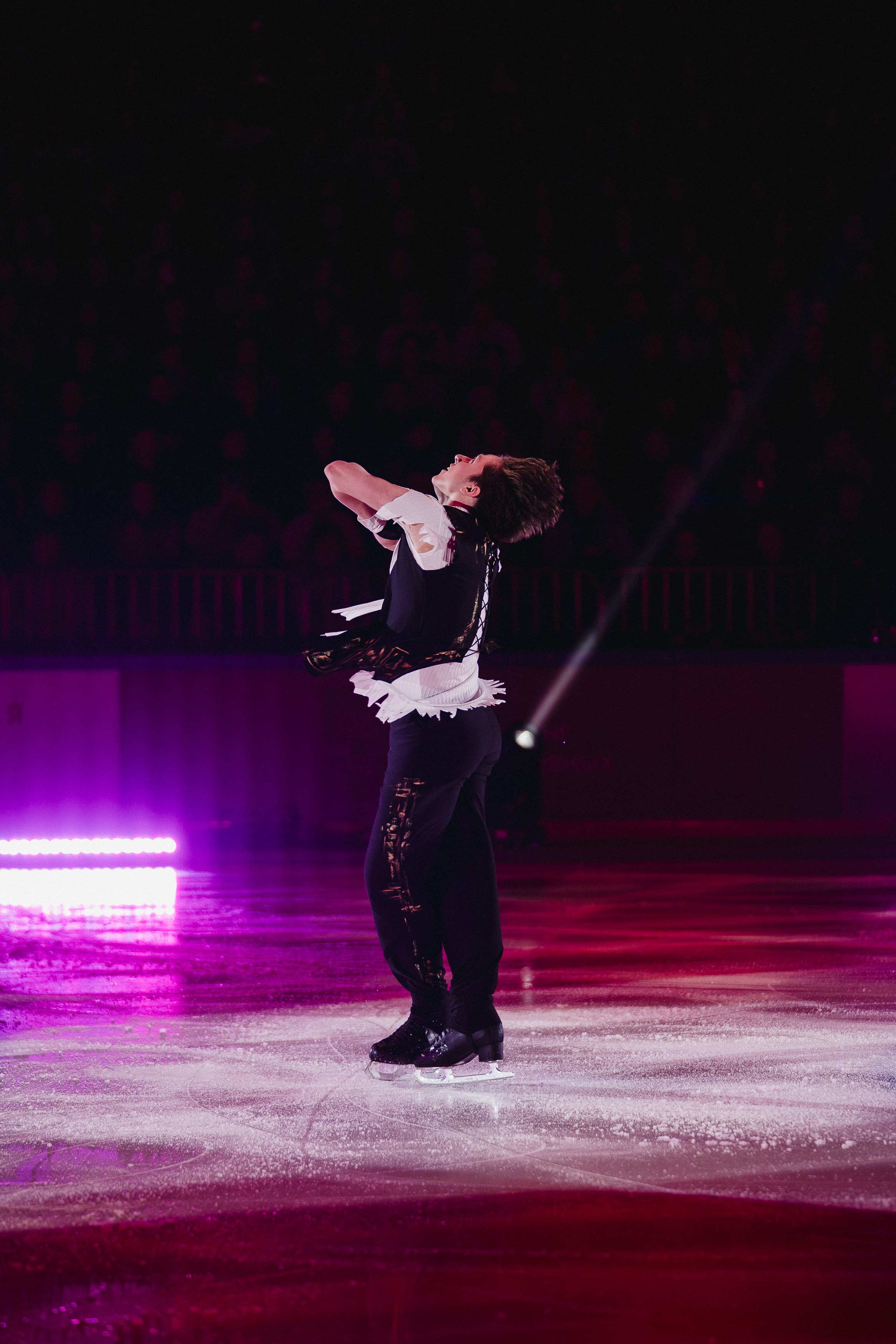 Шоу Этери Тутберидзе в Новосибирске. Воробьева Ксения — Спортивный и танцевальный фотограф Новосибирск