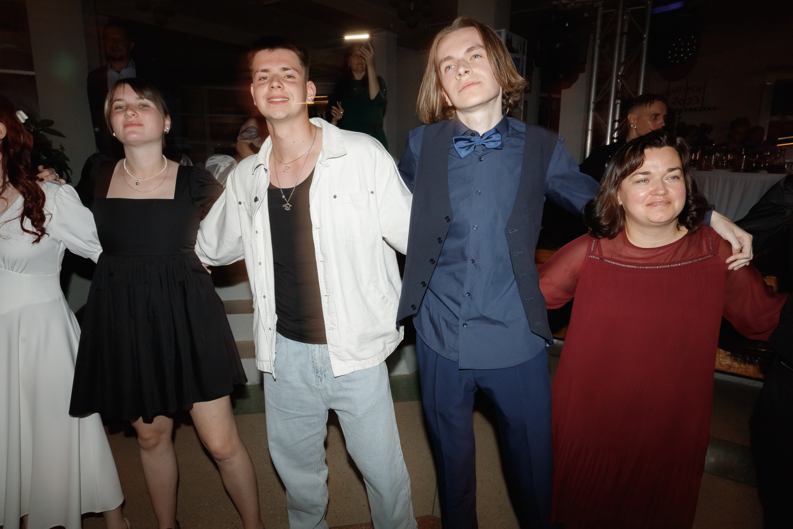 Школьный выпускной 2023 год в Минске. Свадебный фотограф в Минске/Беларуси Сергей Спиридонов