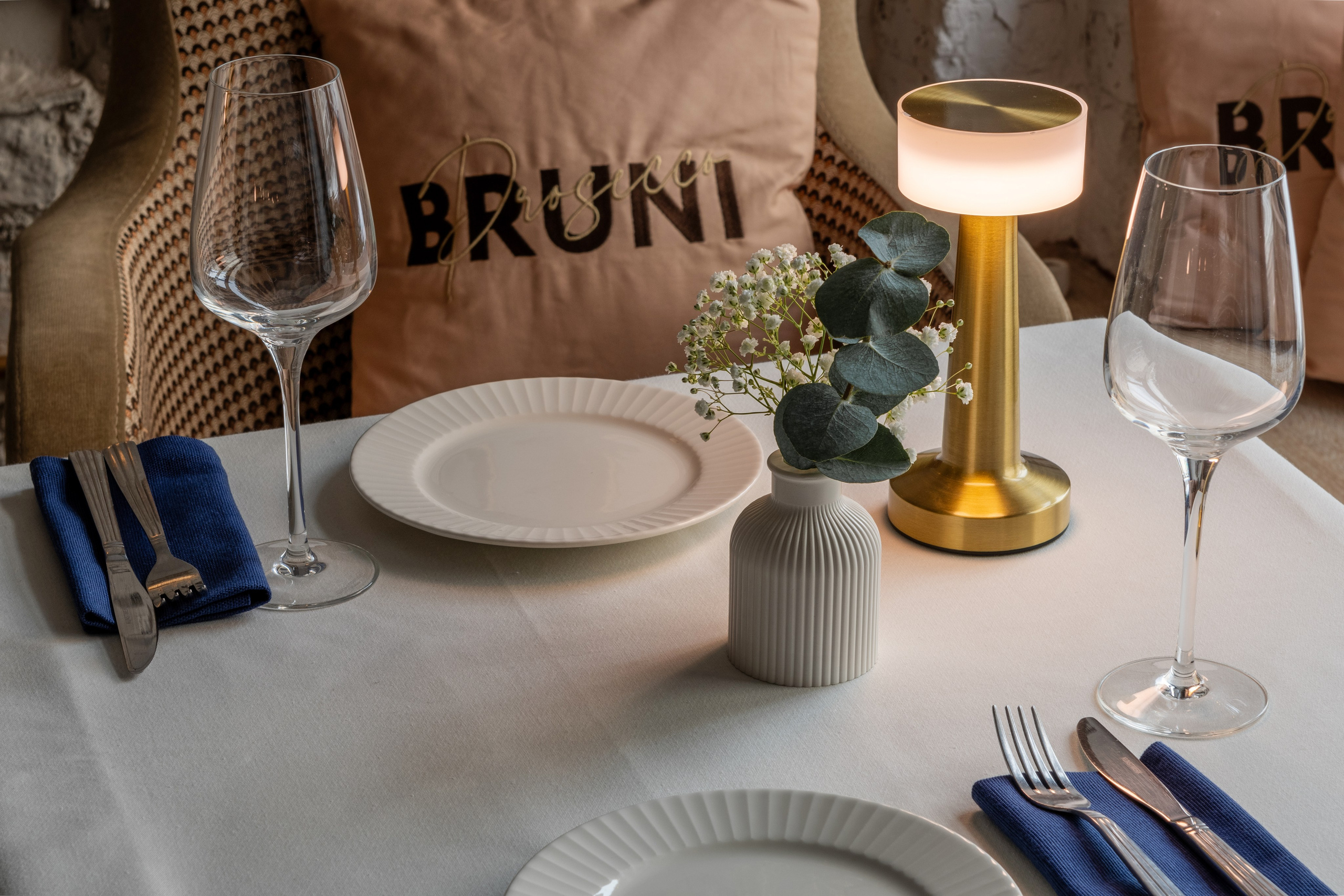 Ресторан. Автомобильный и интерьерный фотограф в Минске Александр Тагаев