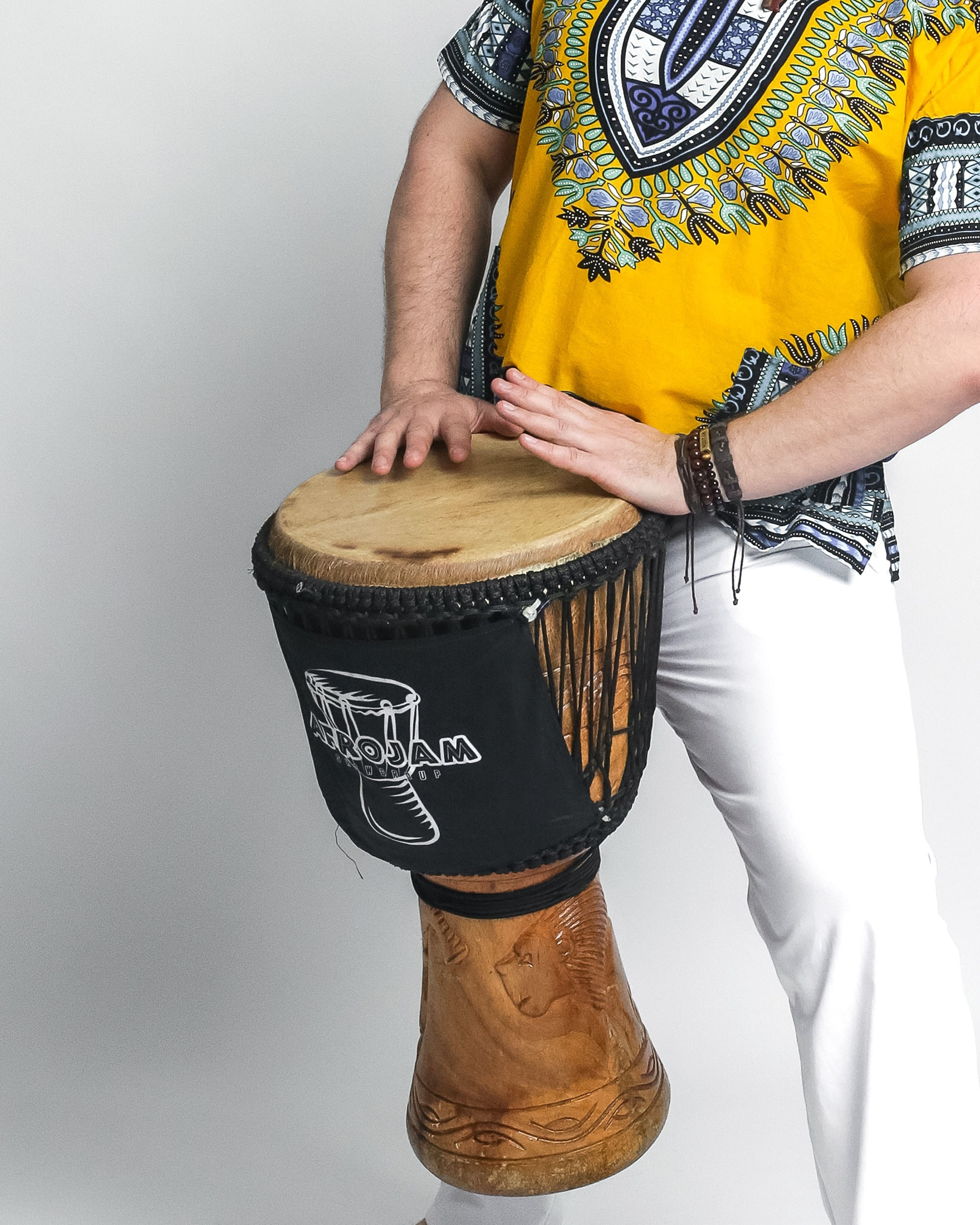 Шоу африканских барабанов. Фотостудия Автопортретная № 2 в Ижевске