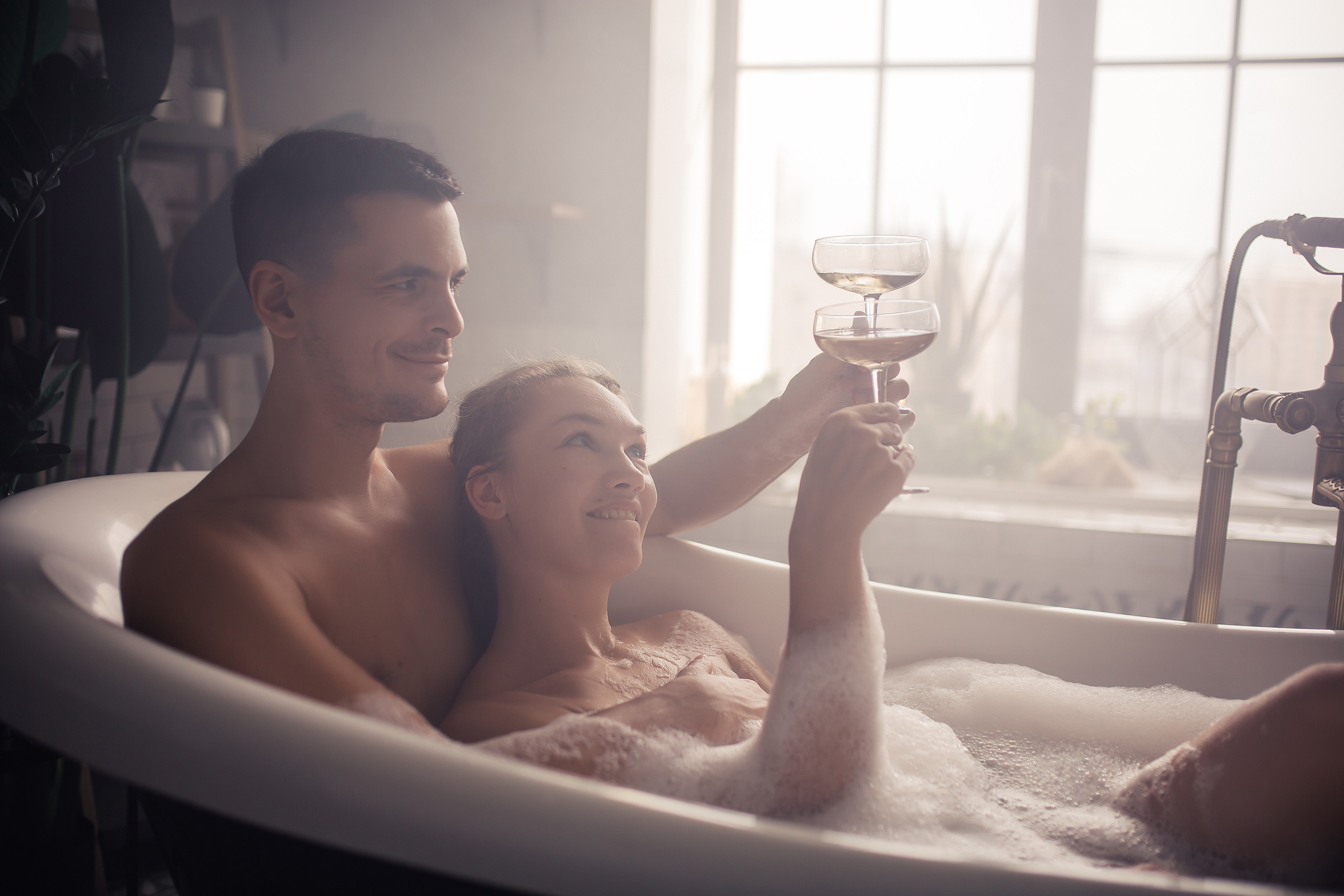 Аня и Артем Foam Love Story. Фотограф в Москве Наталья Спиридонова