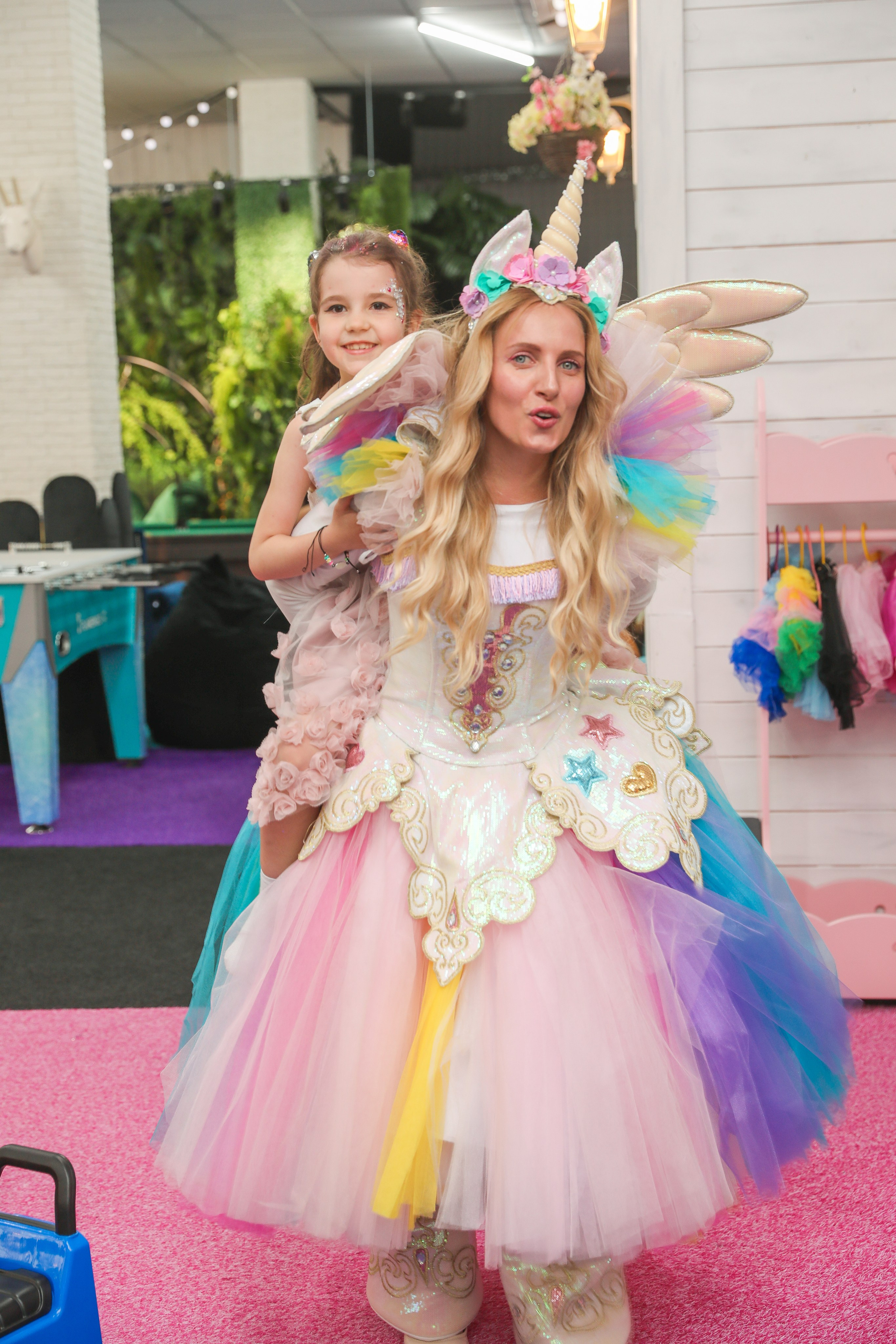 ДЕТСКИЕ МЕРОПРИЯТИЯ. Photographer Viktoriya Markushina «My world throug»