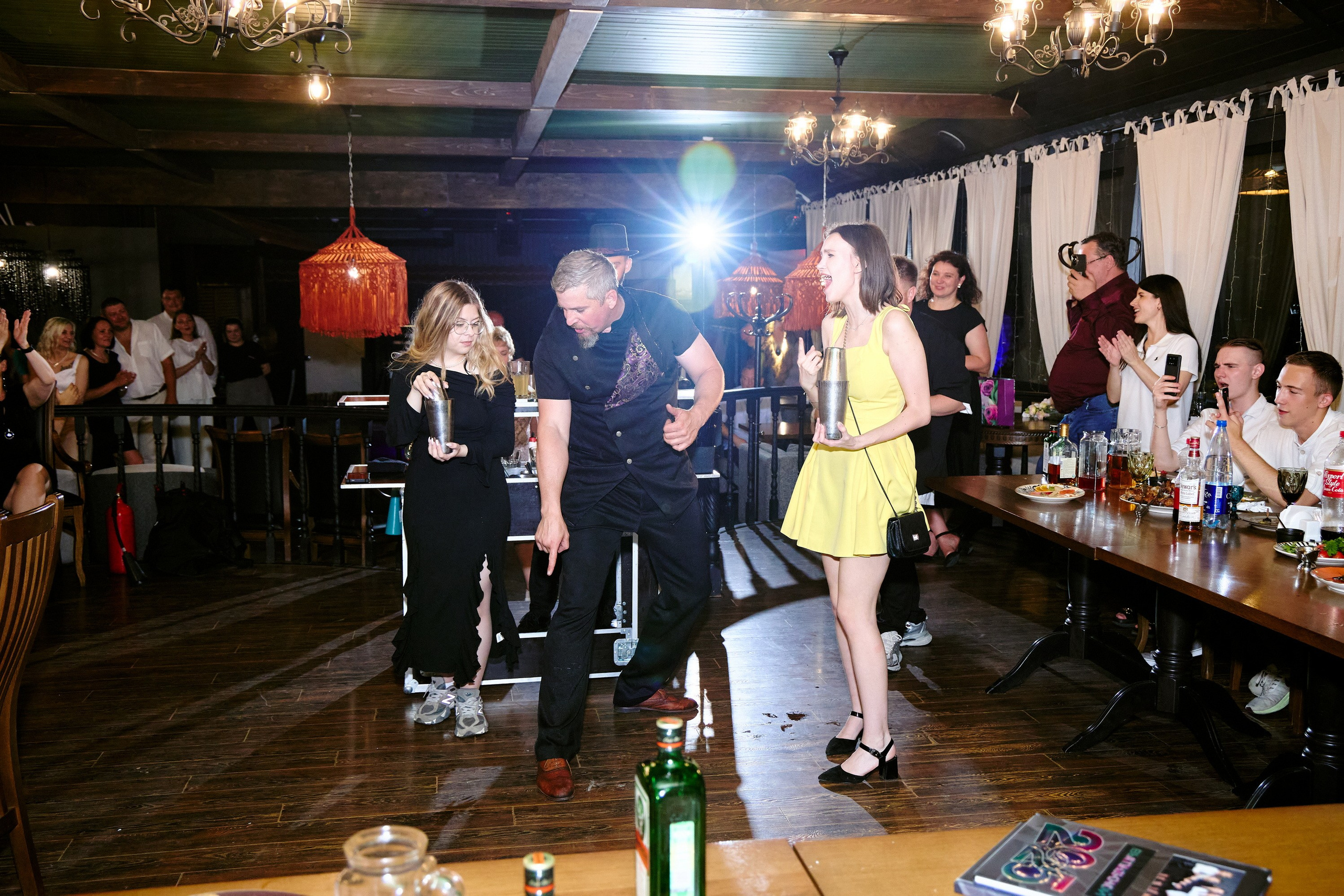 Выпускной 35 Сош. Фотограф Выпускные альбомы Таганрог Сергей Коробченко