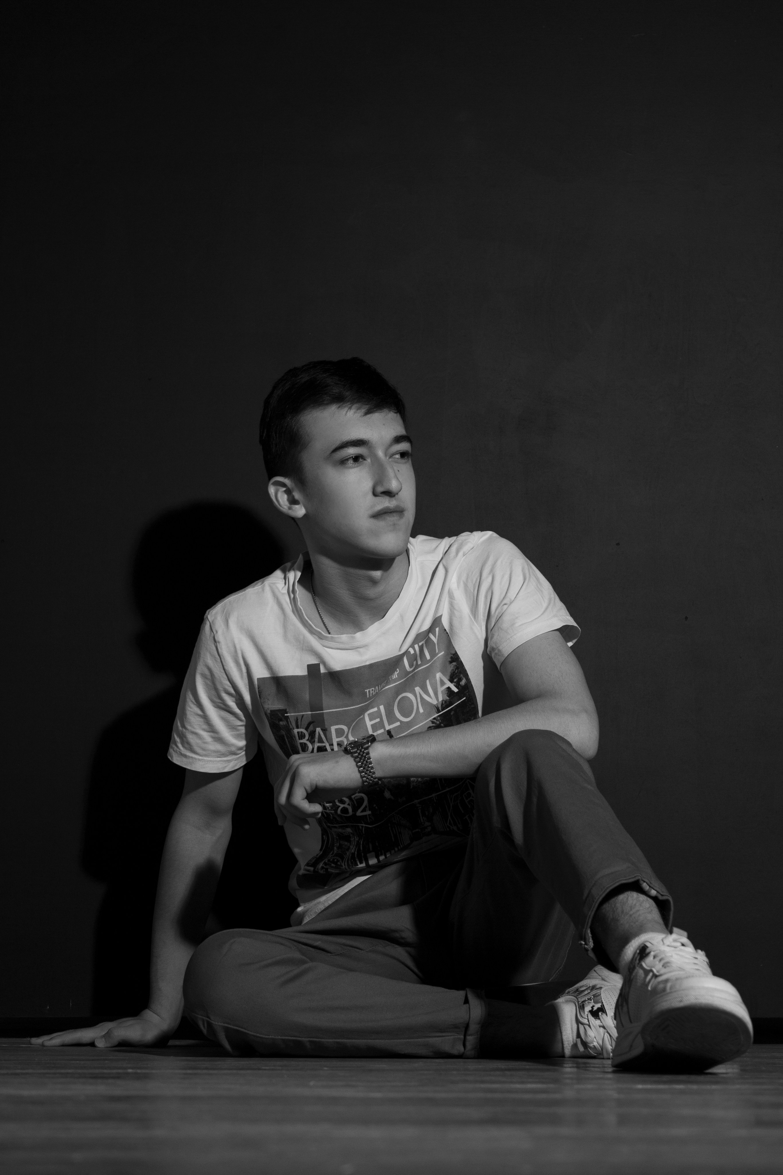 Ануар. Портретный и репортажный фотограф в Москве Кира Елинова