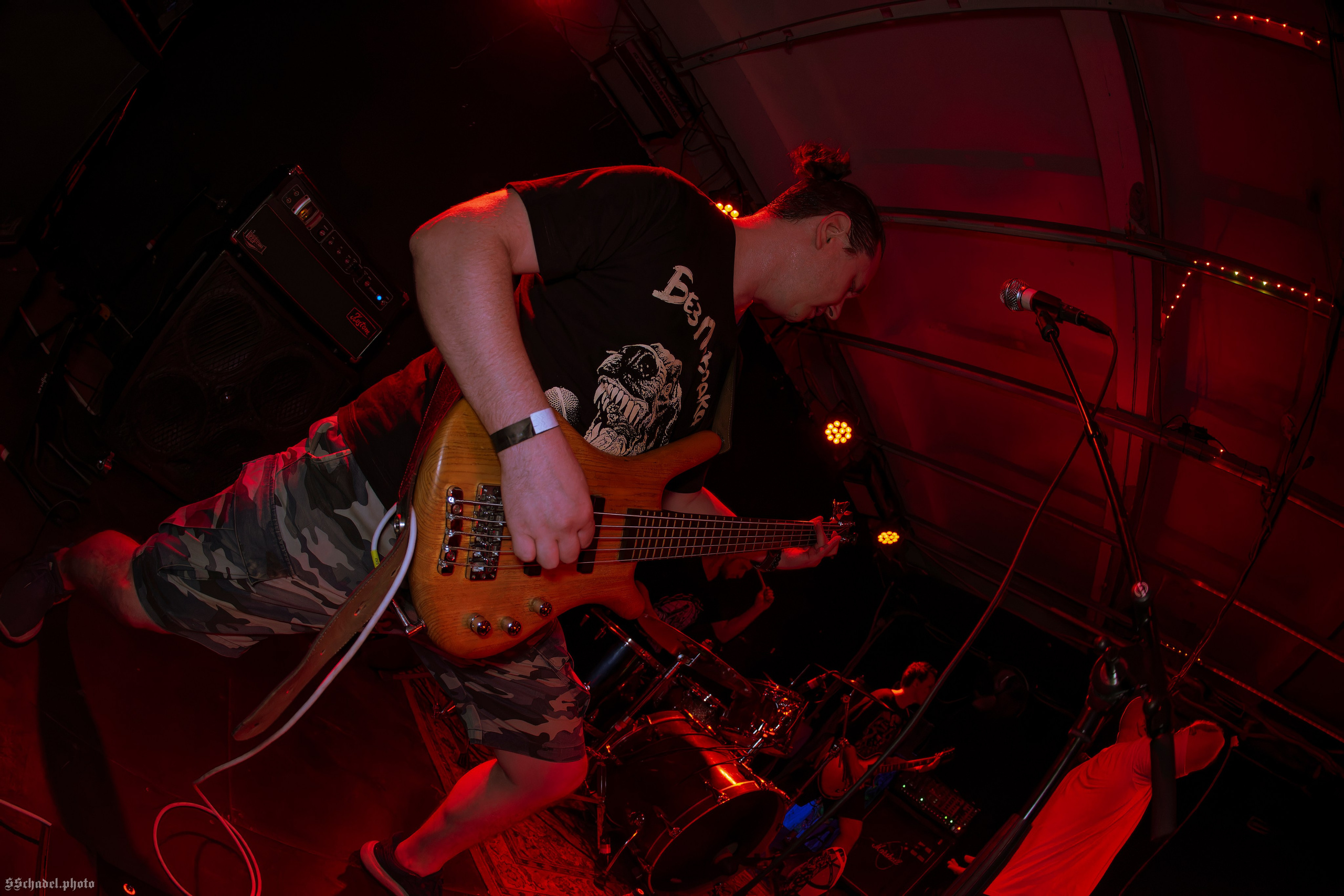 Mayday Massacre: Hardcore vs Death Metal // Без Поводка 02.05.25. We will make everything metal!