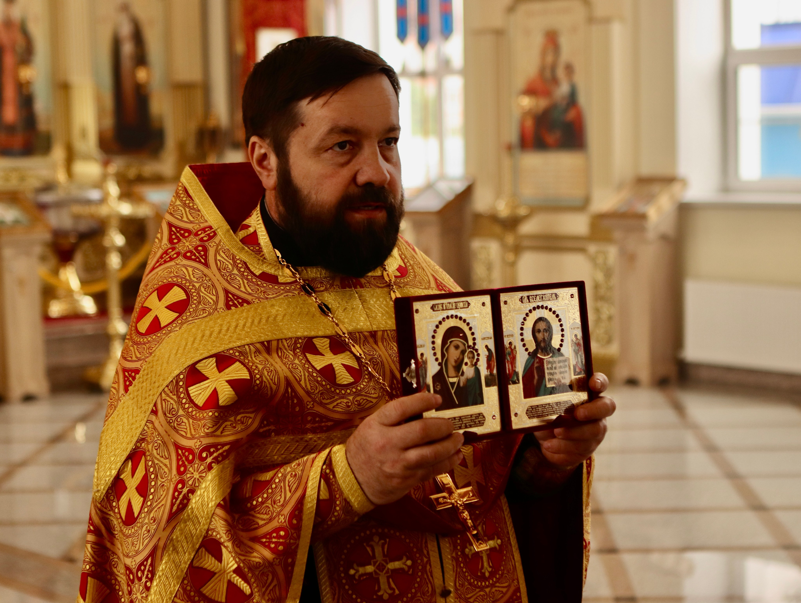 Екатерина и Александр — таинство венчание. Фотограф в Курске Смирнов Евгений