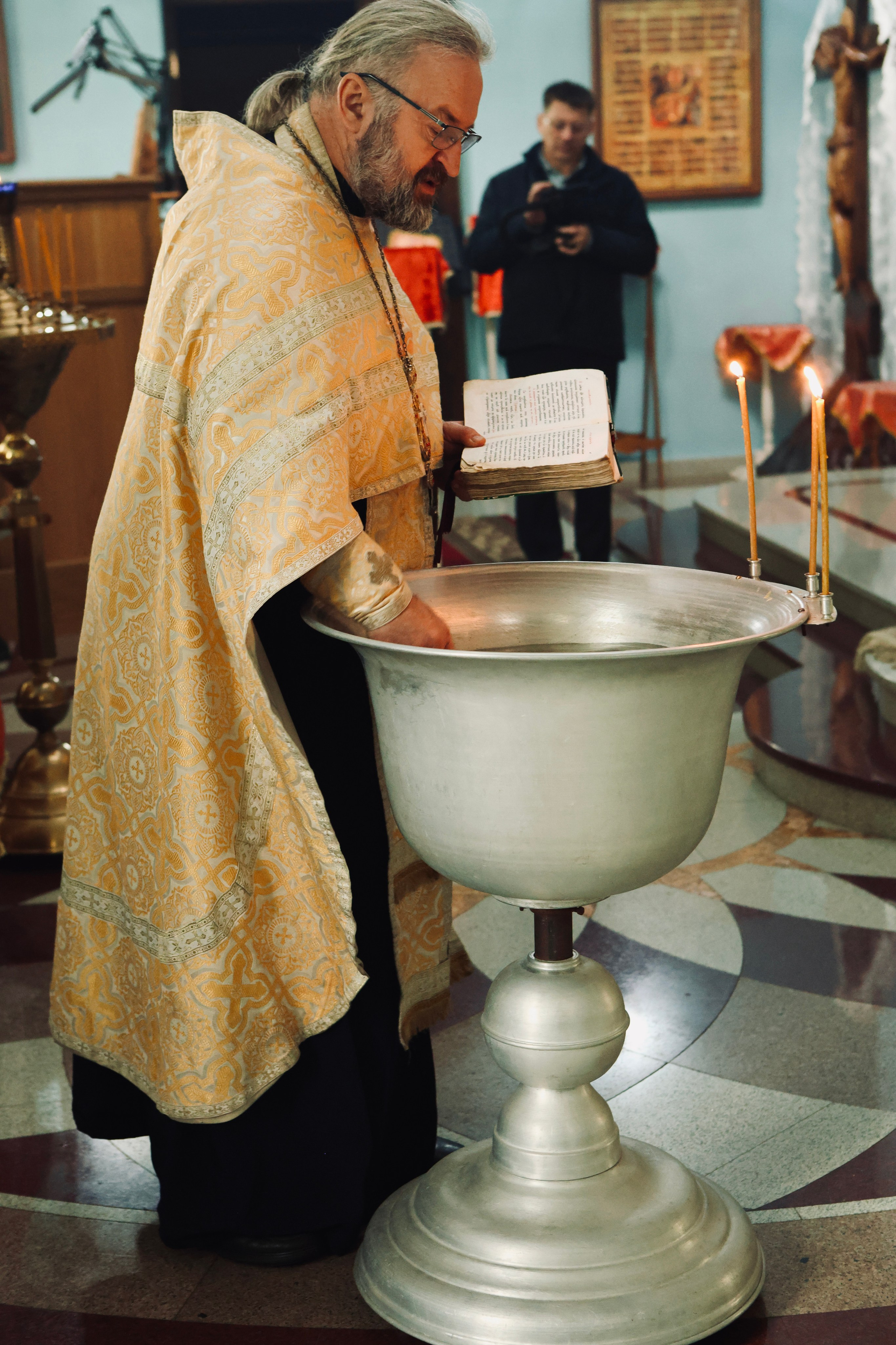 Яна и Максим —крещение Михаила. Фотограф в Курске Смирнов Евгений