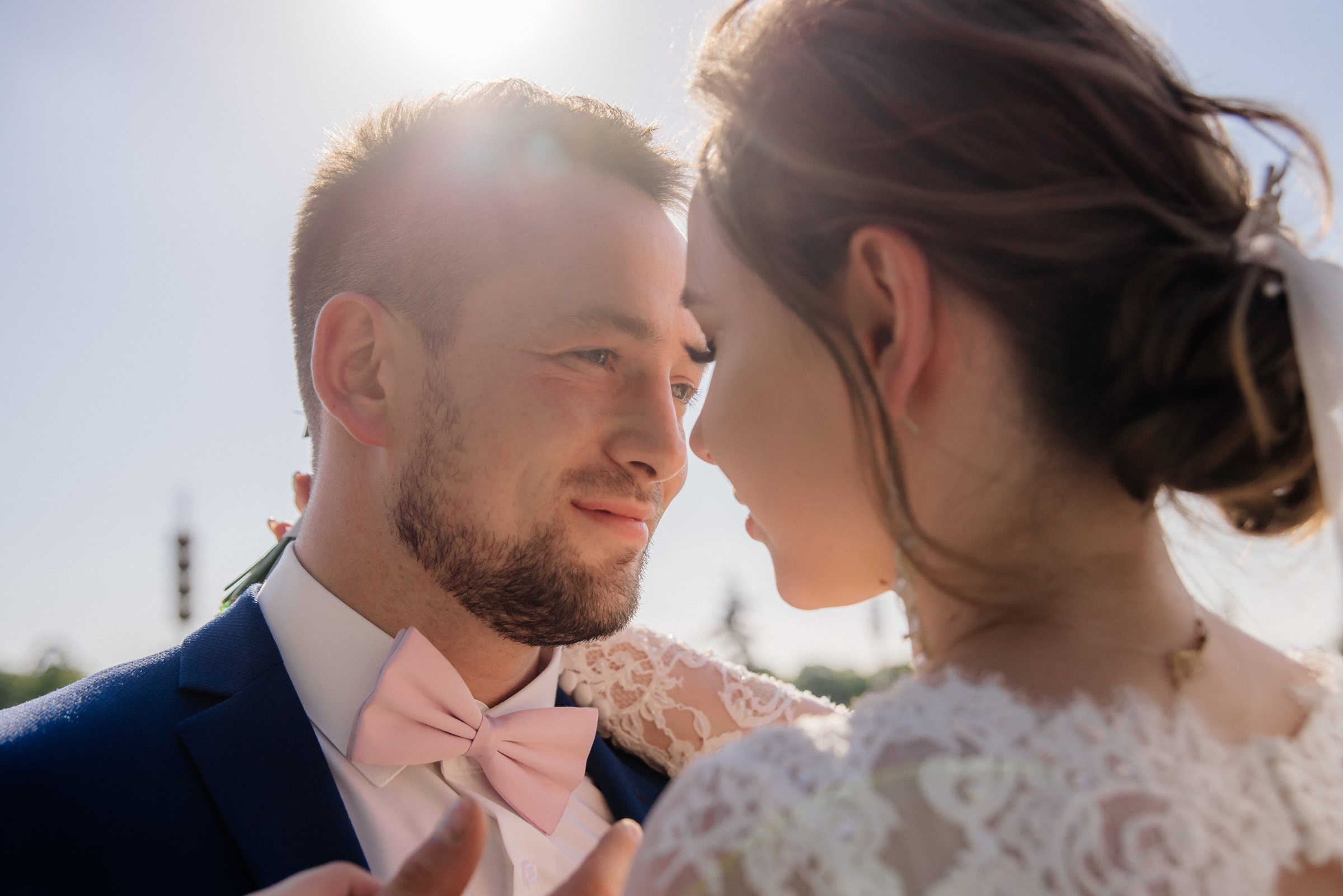 фотосъёмка, фотосессия свадебной прогулки на территории вднх летом