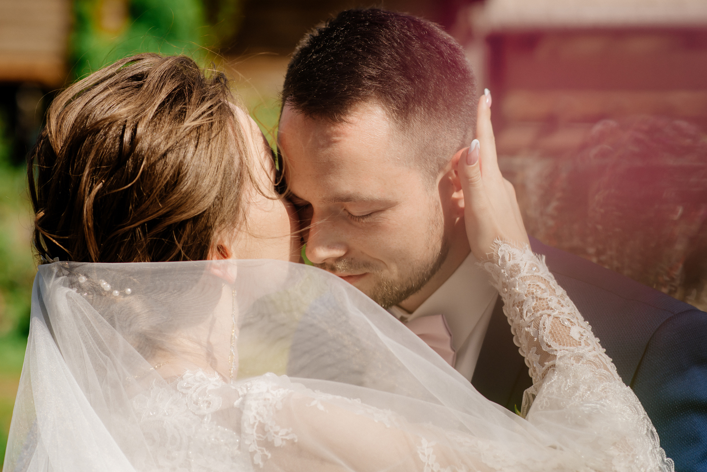 фотосъёмка свадебной прогулки на территории измайловского кремля