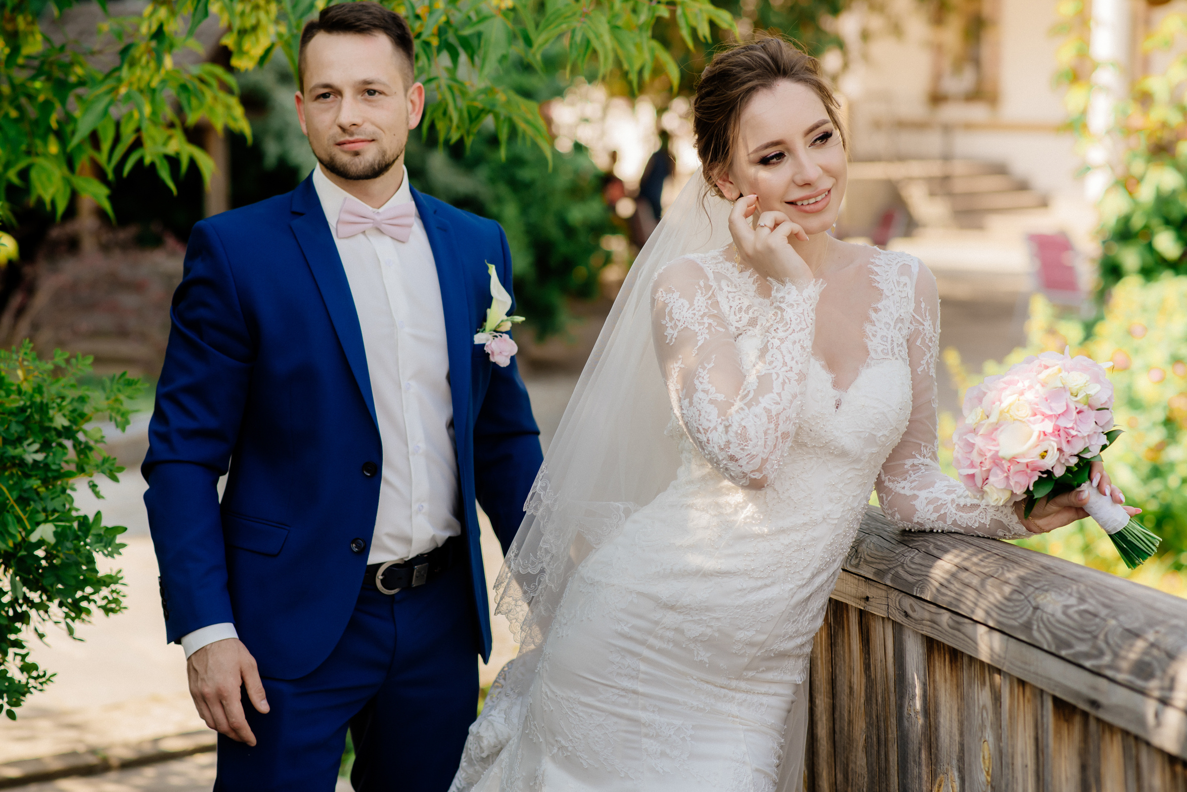 фотосъёмка свадебной прогулки на территории измайловского кремля