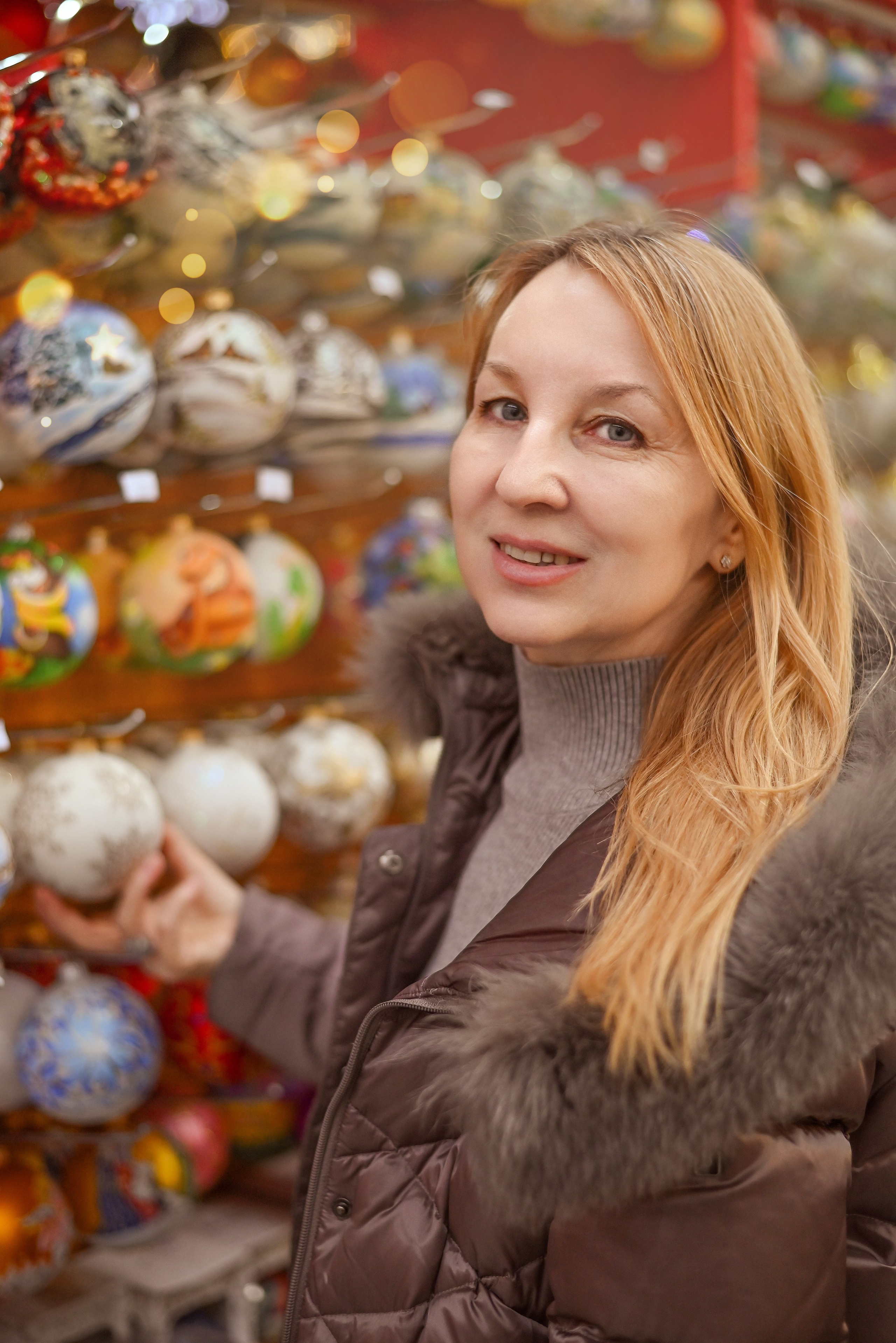 Новогодний базар в ТЦ Планета. Фотографы крещения/венчания  Красноярск Татьяна и Вячеслав Переваловы