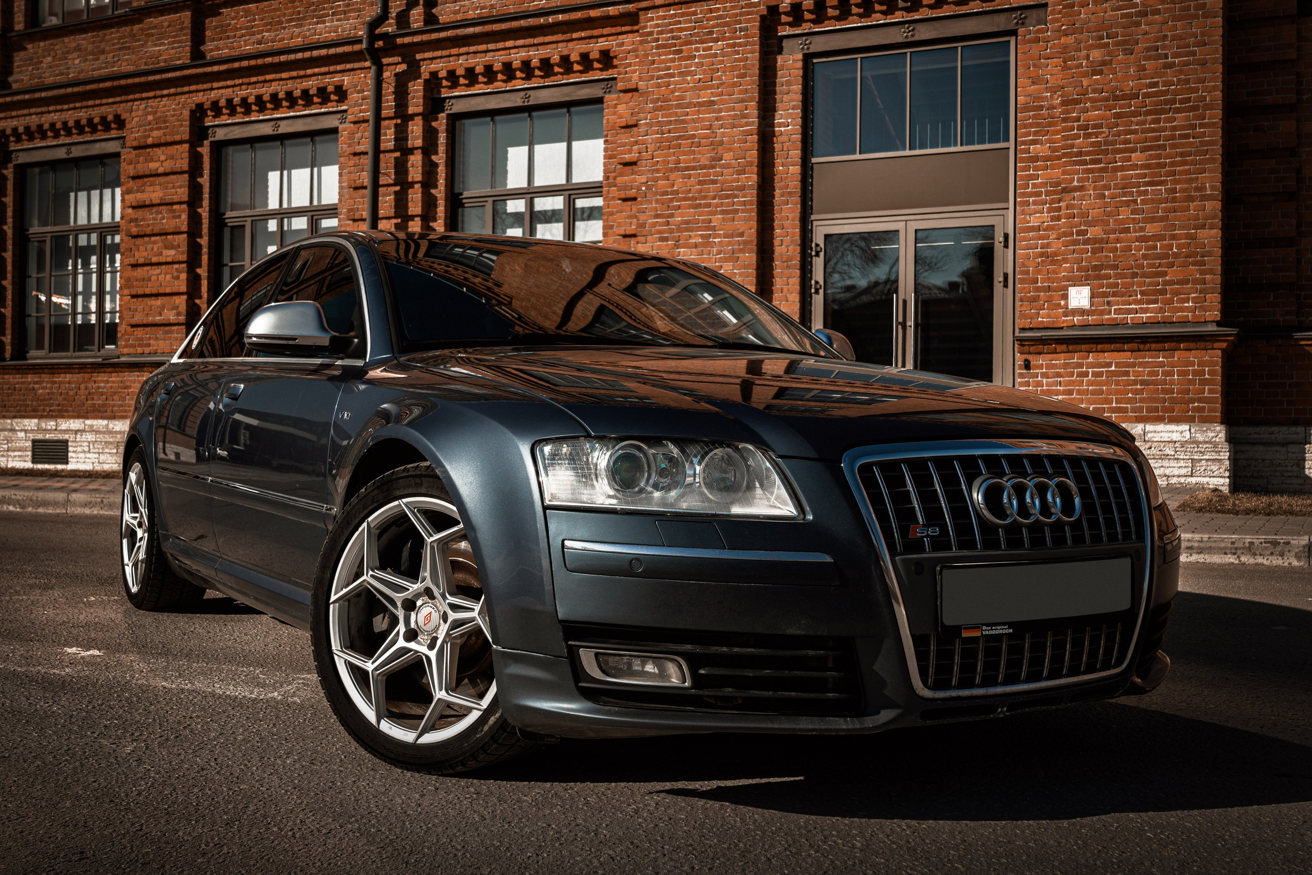 Audi S8 D3. Антон Незримый | Фотограф в Санкт-Петербурге