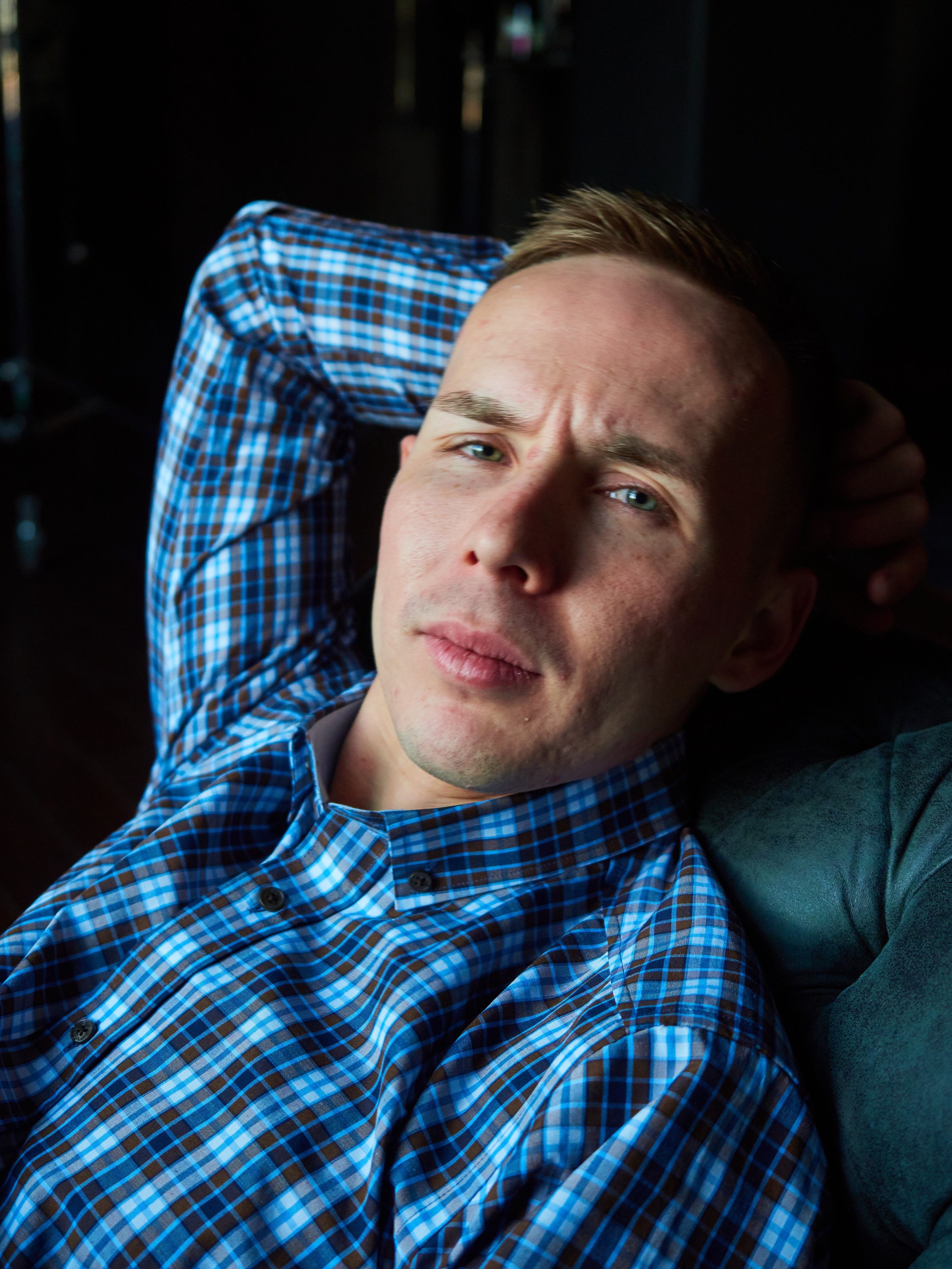 Игорь (ведущий). Главная