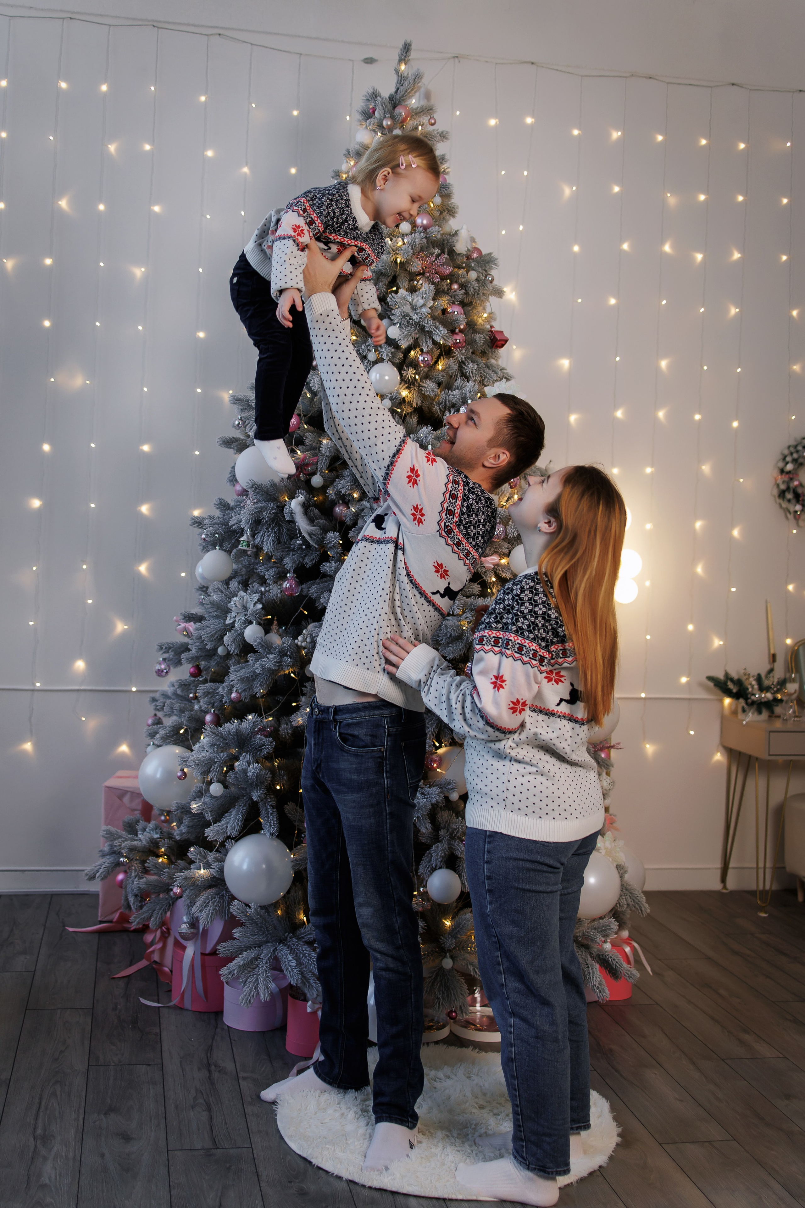 Ваши фотографии. Интерьерная фотостудия Background в Омске