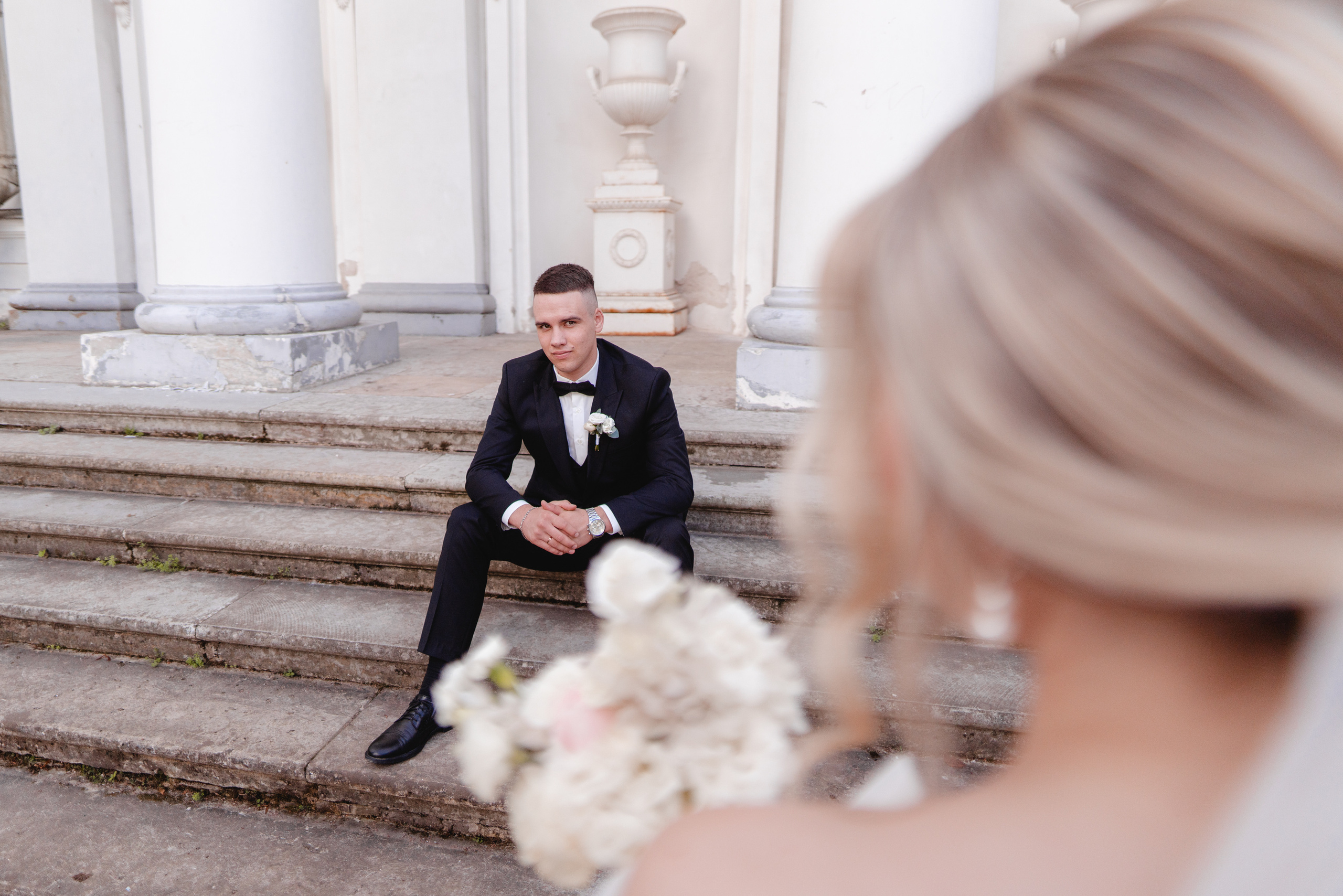 Летняя выездная свадебная регистрация в Санкт-Петербурге. Свадебный фотограф Александр Невский в Санкт-Петербурге