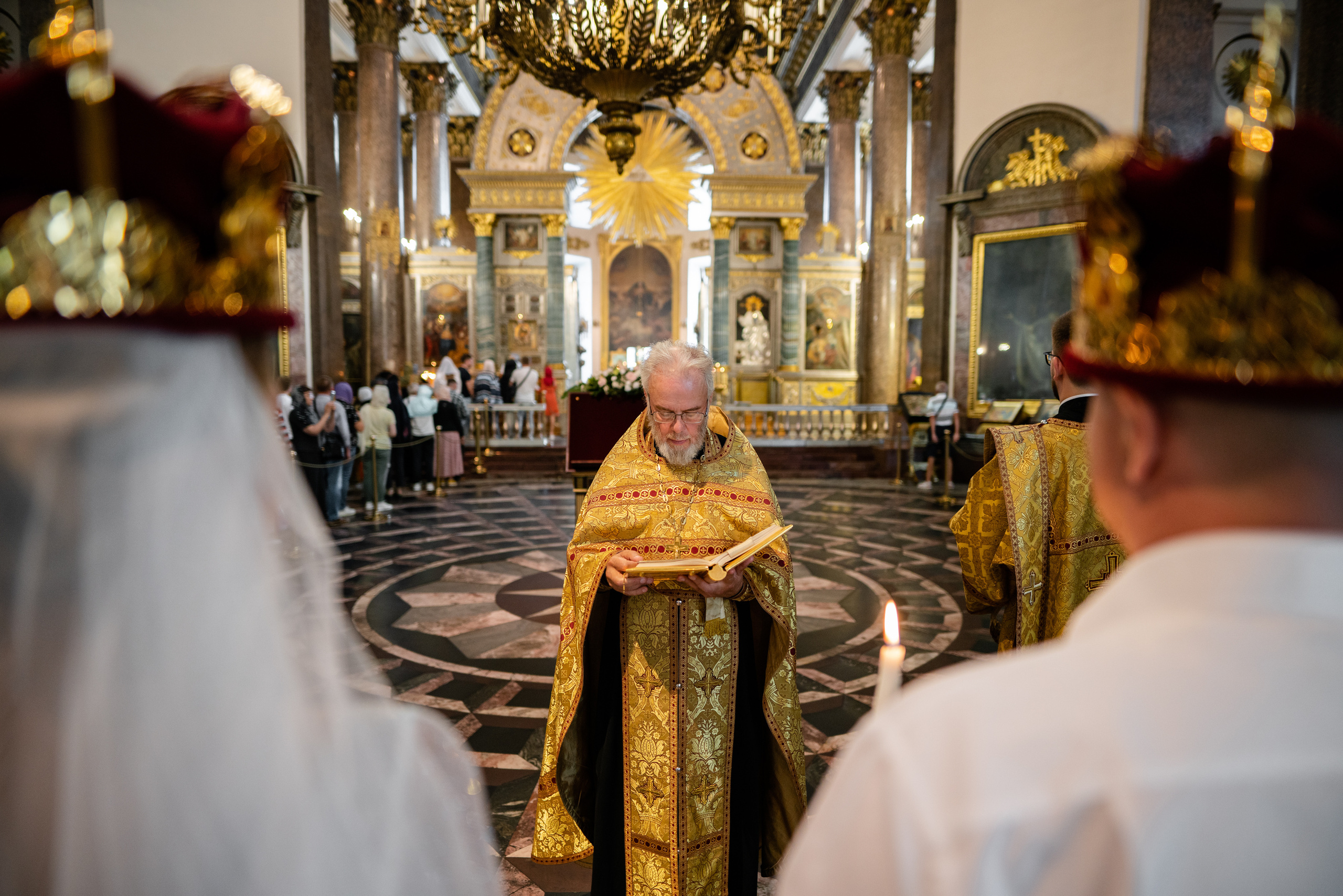 Венчание и крещение. Свадебный фотограф Александр Невский в Санкт-Петербурге