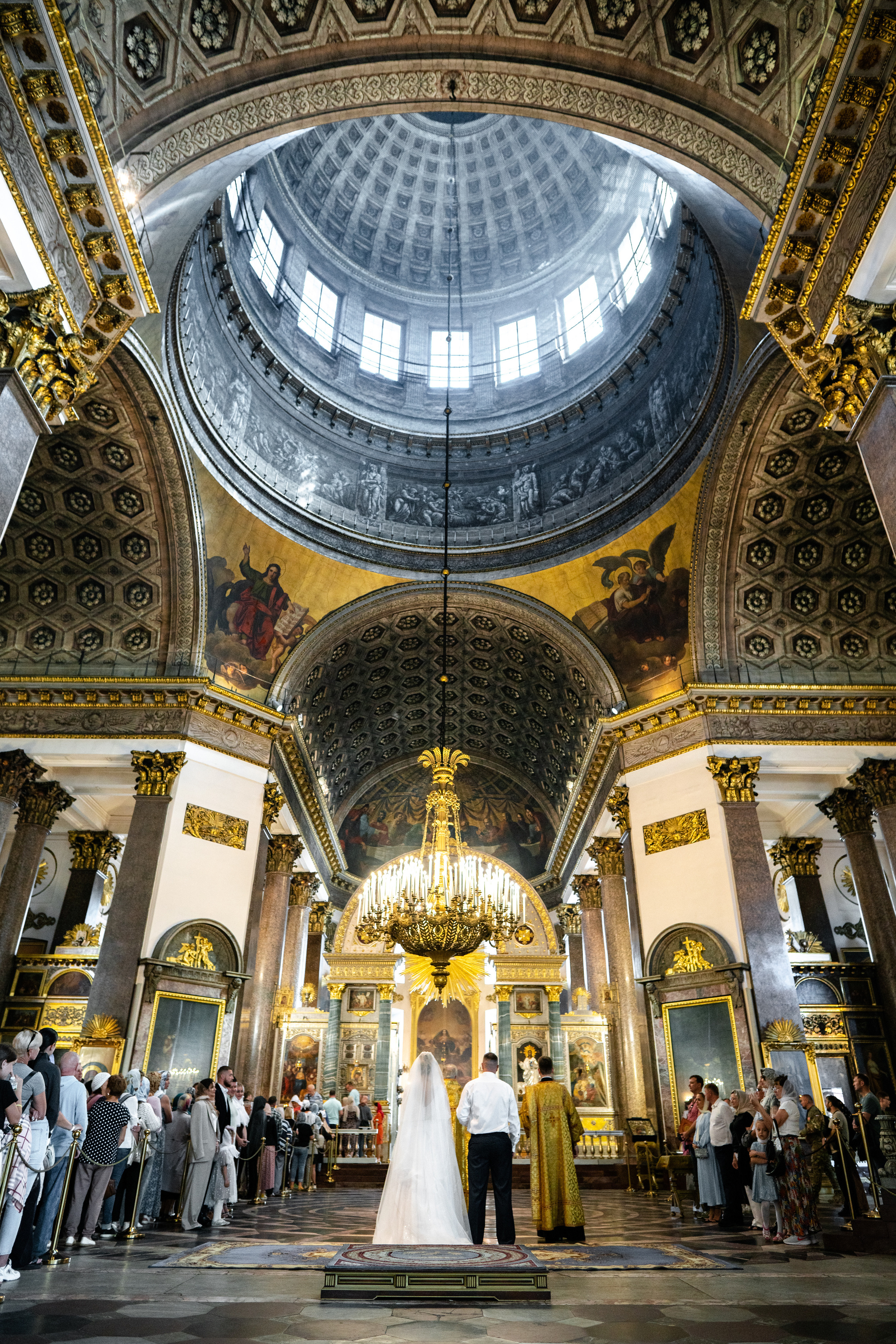 Венчание и крещение. Свадебный фотограф Александр Невский в Санкт-Петербурге