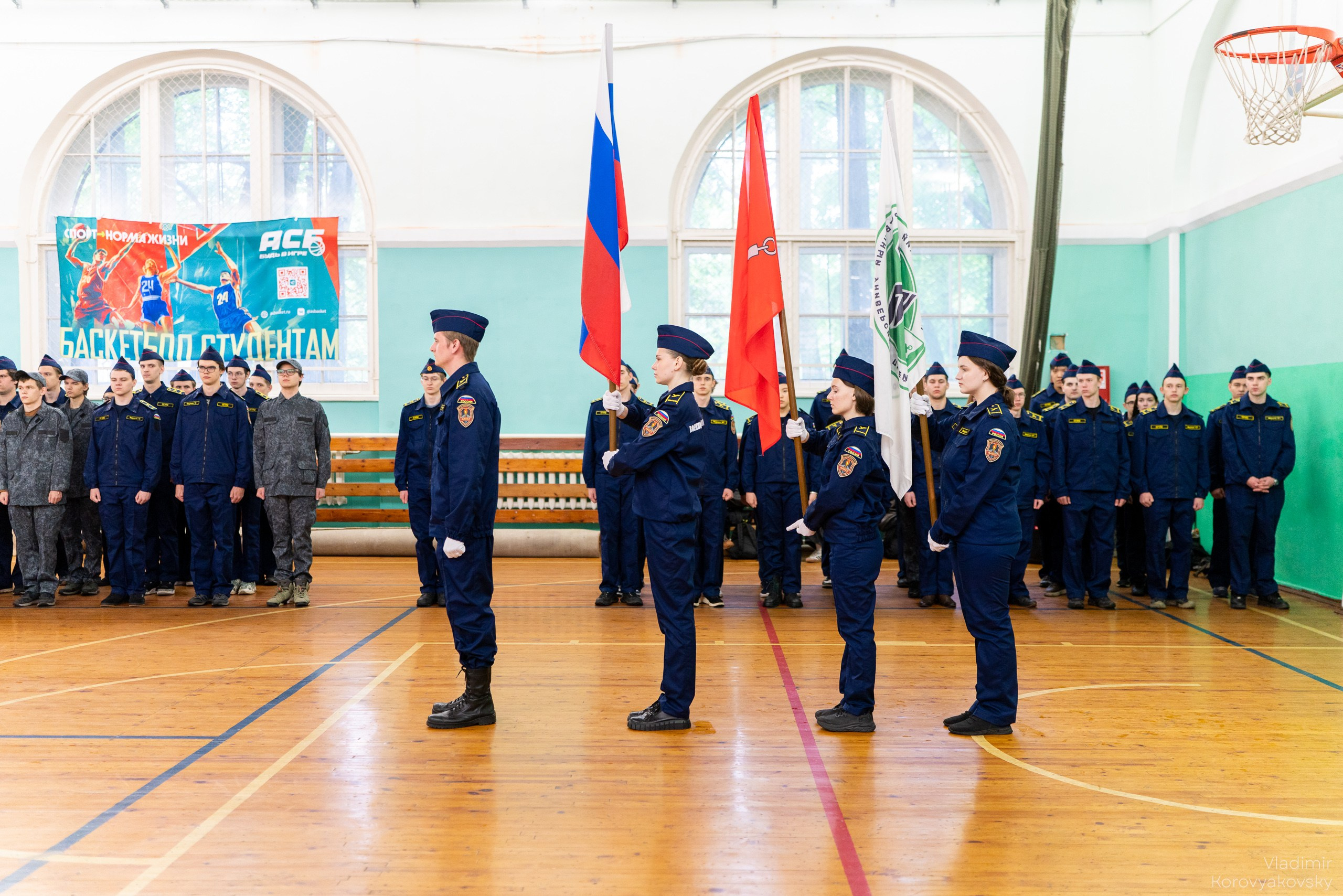 Торжественное закрытие курса военной подготовки. Фотограф Владимир Коровяковский